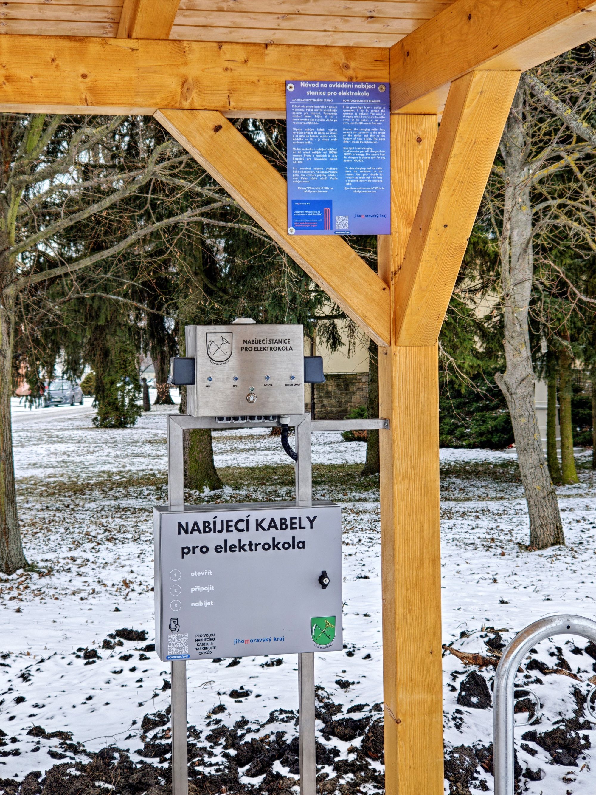 Nabíjecí stanice pro elektrokola Blatnička foto 2