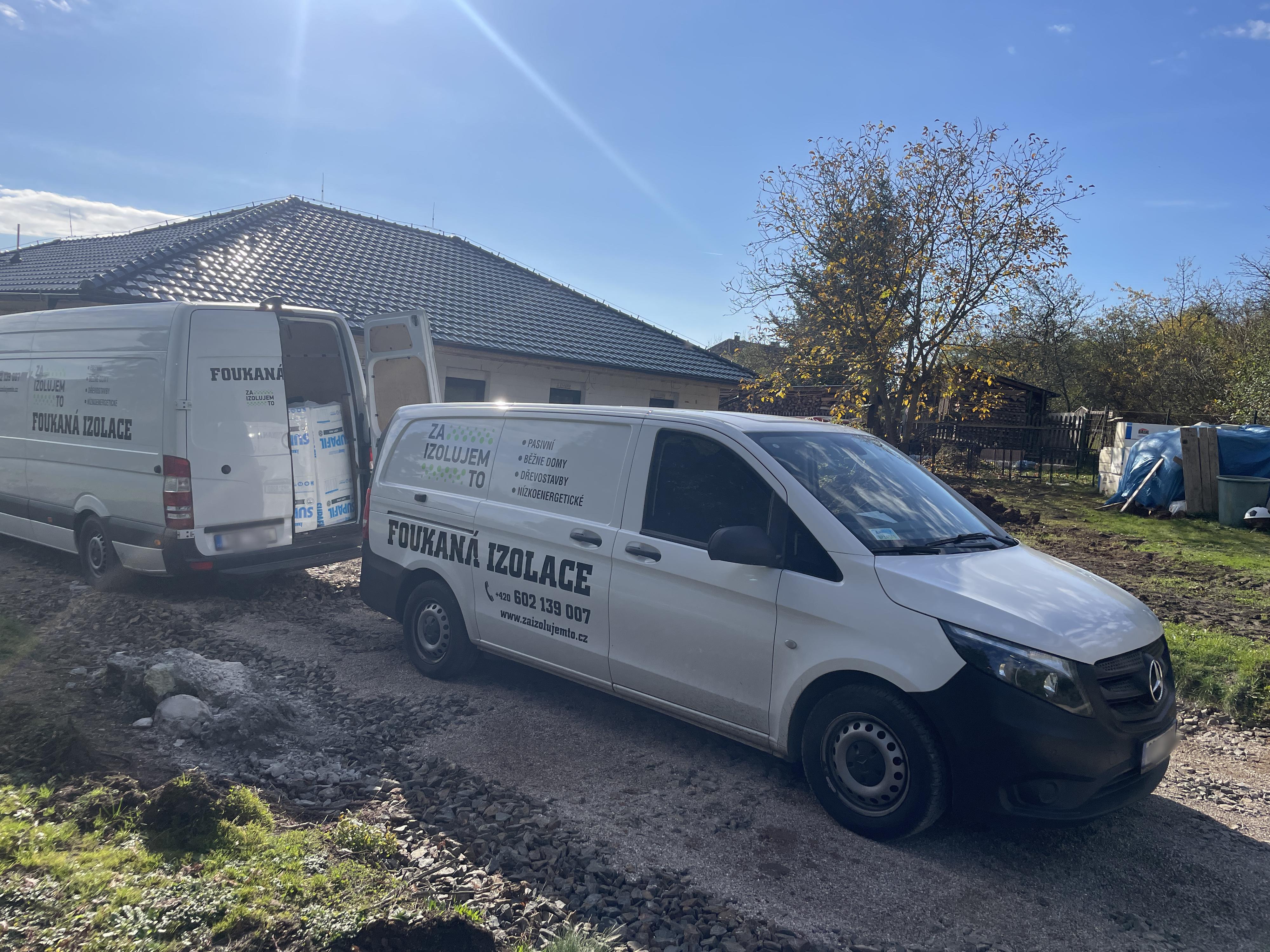 Zaizolujemto s.r.o. - foukaná izolace, stříkaná pěna