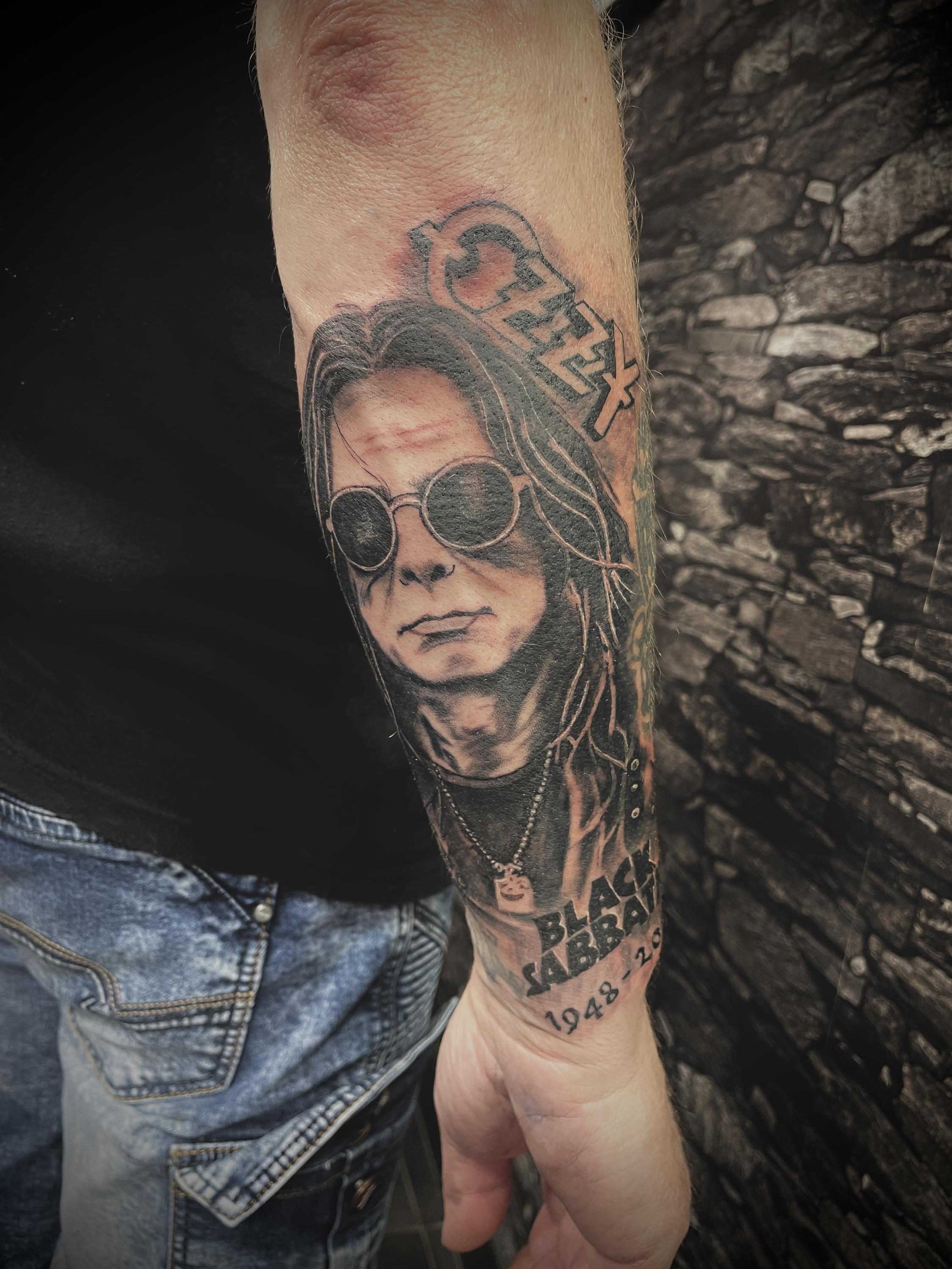 Trinity Tattoo foto 4
