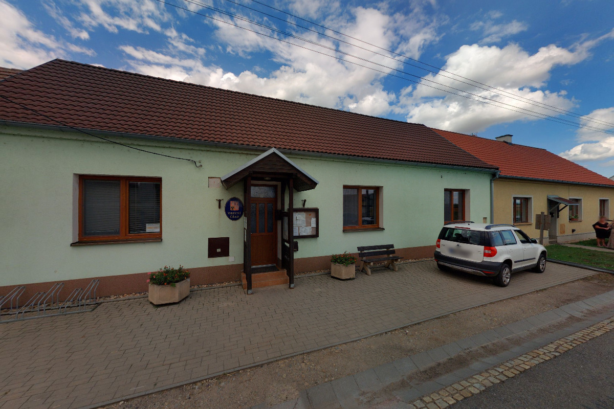 Čejkovice - obecní úřad foto 2