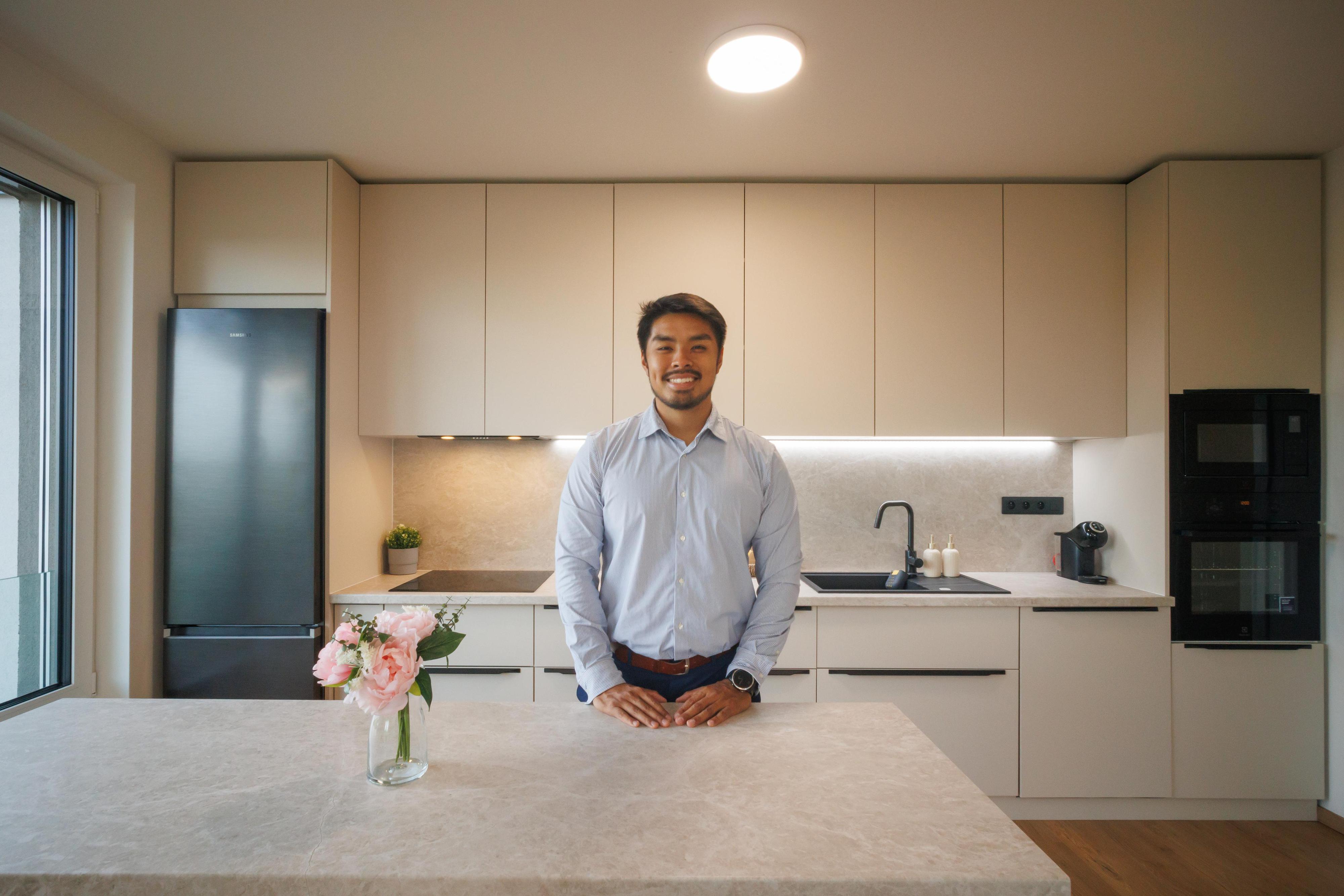 Minh Nguyen - RE/MAX Centrum, realitní makléř foto 5