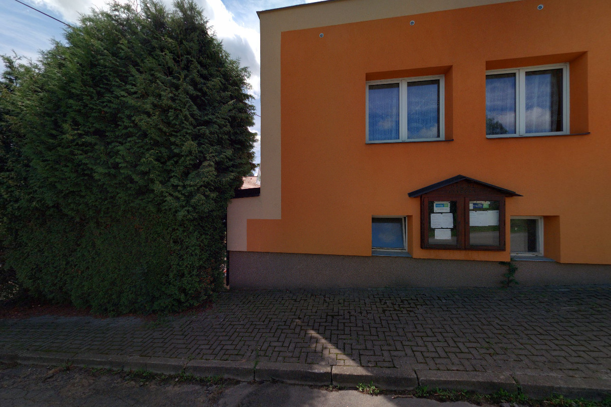 Černov - obecní úřad foto 2