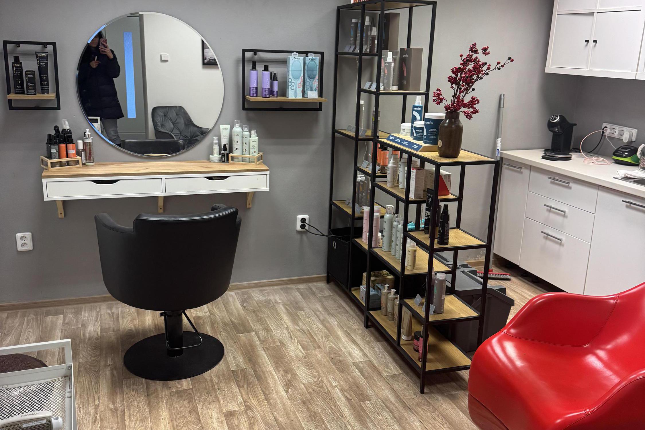 Salon Edany - Daniela Henzlová