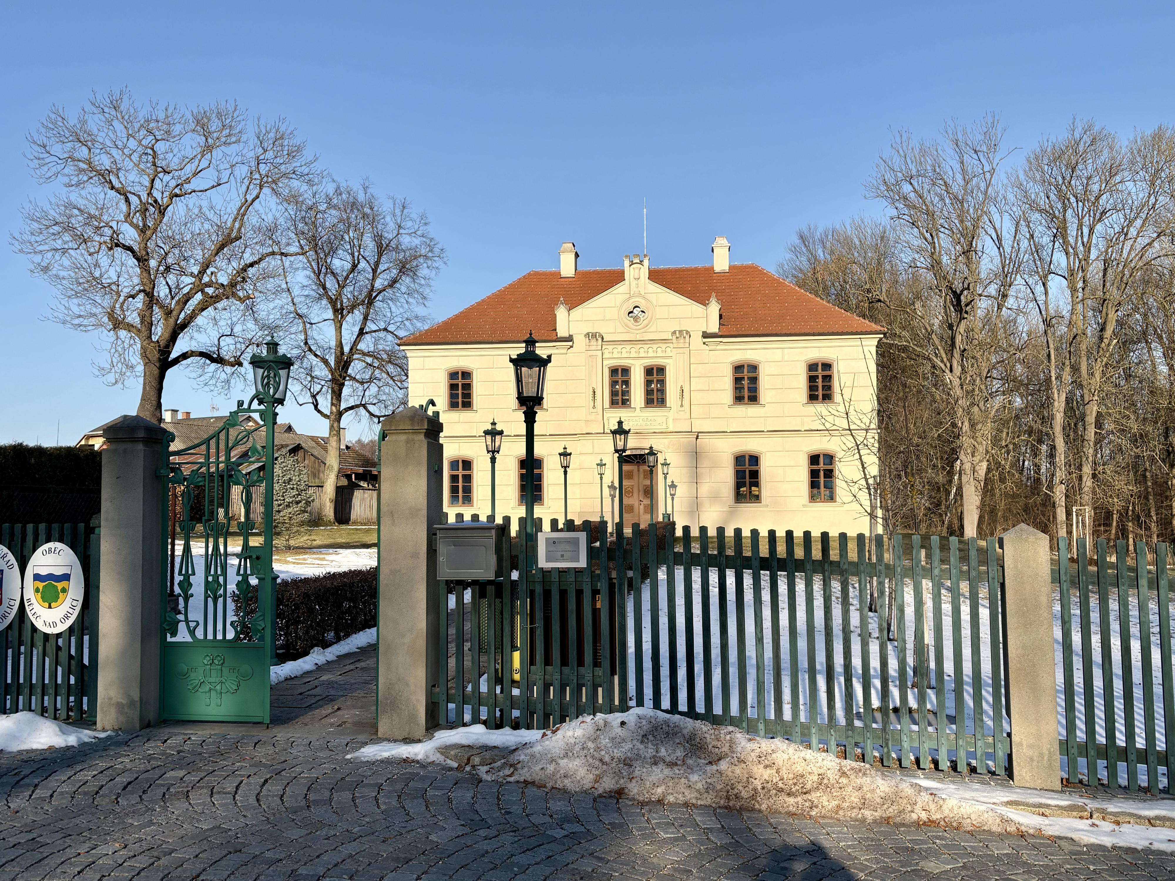 Obecní knihovna Běleč nad Orlicí foto 2