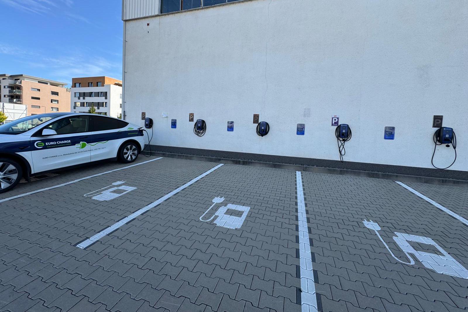 Dobíjecí stanice EURO CHARGE