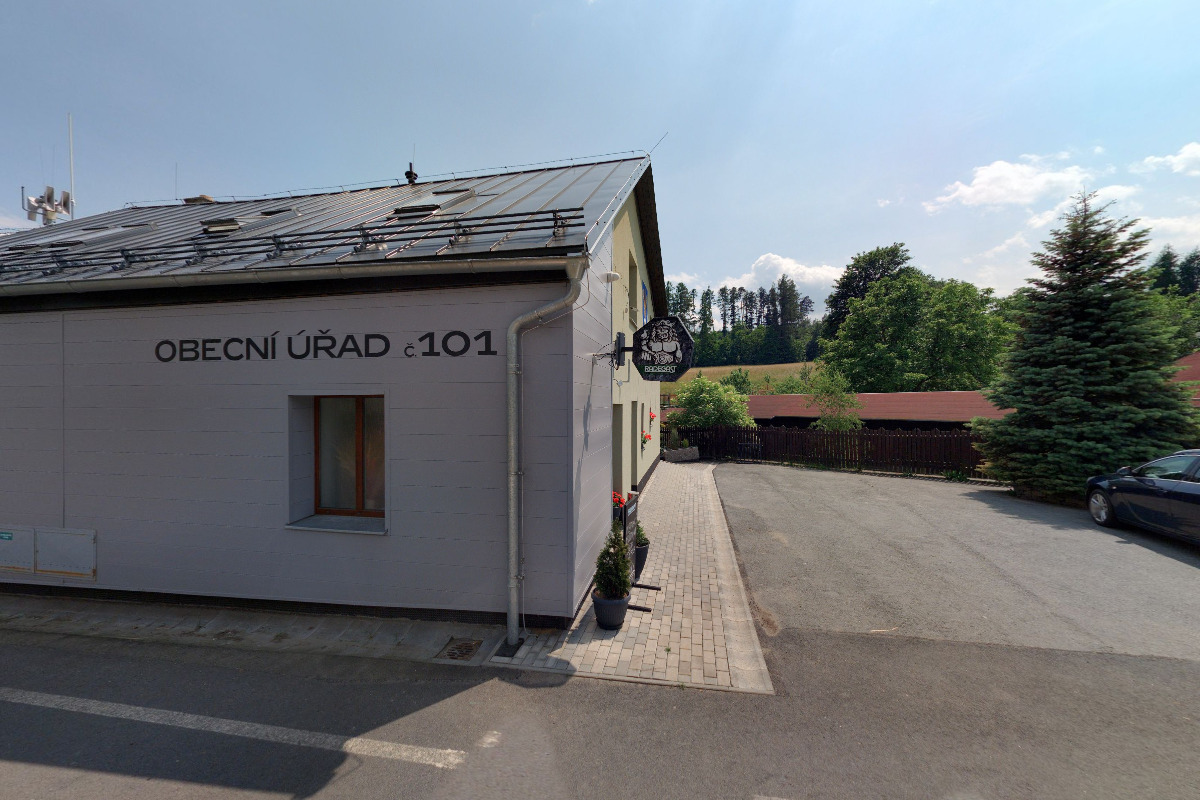 Čaková - obecní úřad foto 3