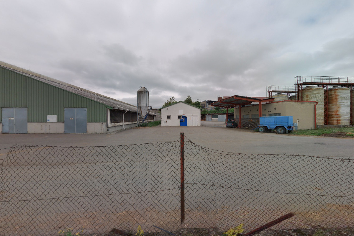 Mlékomat - farma Červená Lhota