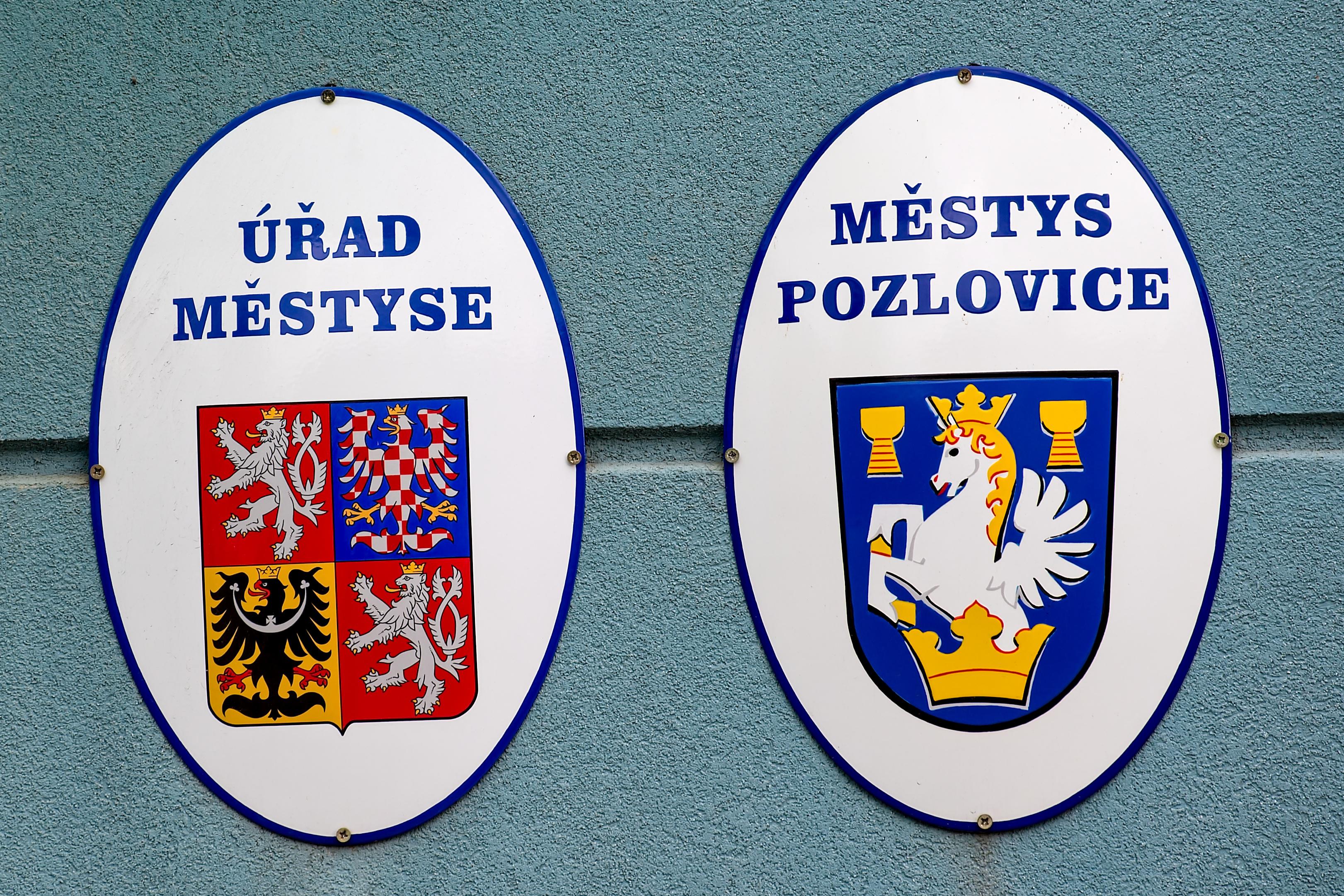 Pozlovice - úřad městyse foto 4