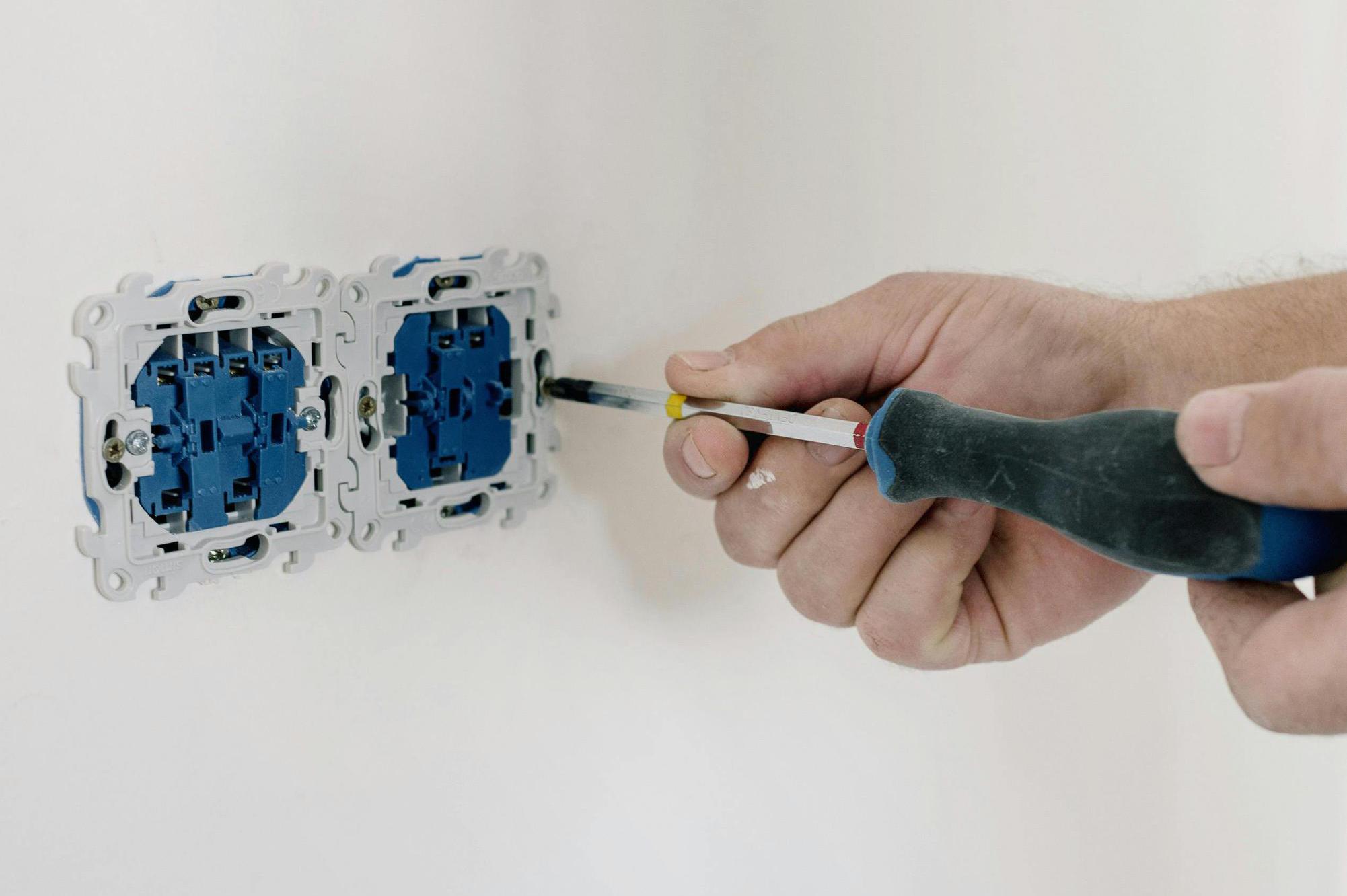 EJS - Elektroinstalace Josef Smutný