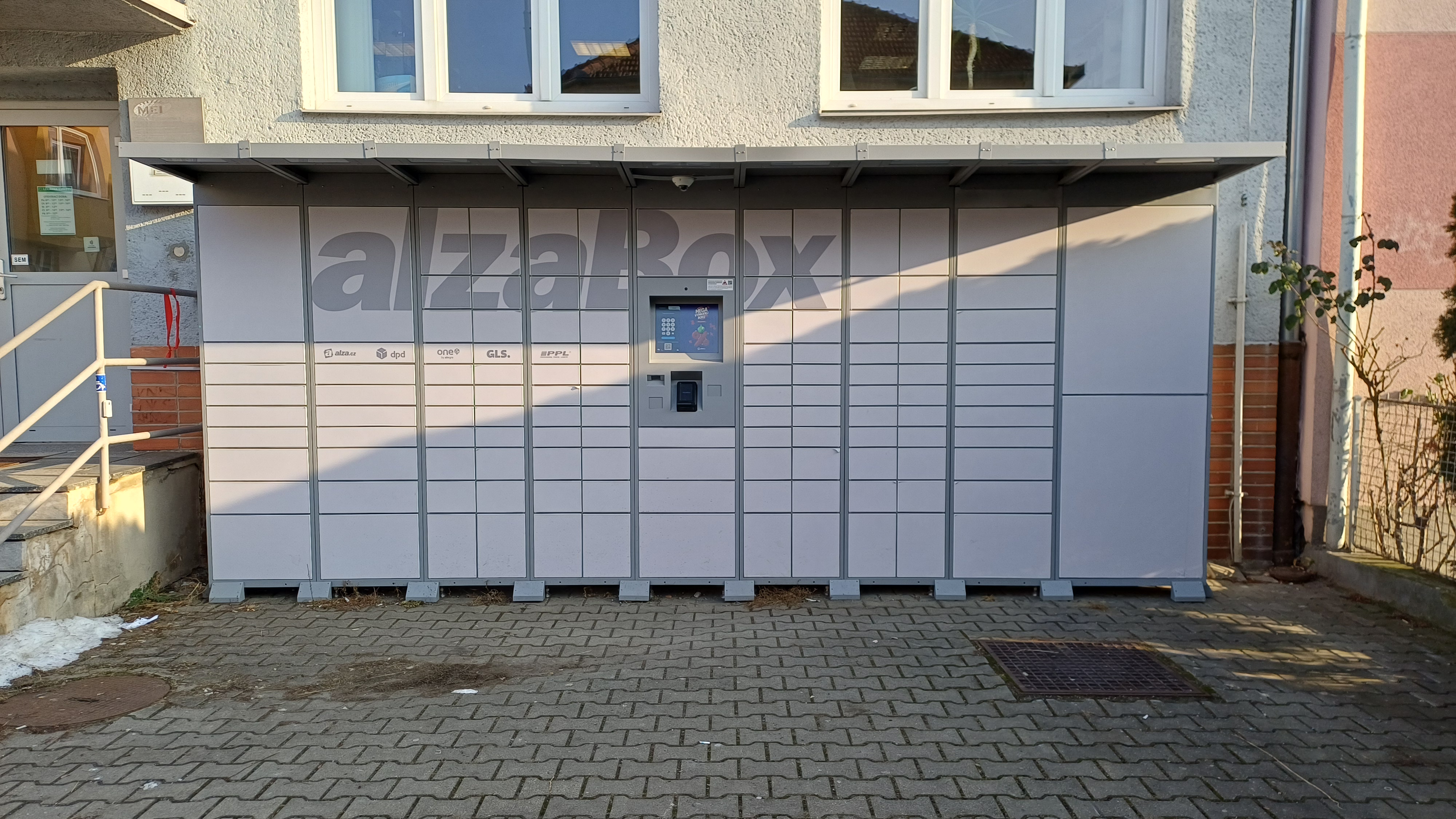 AlzaBox foto 2