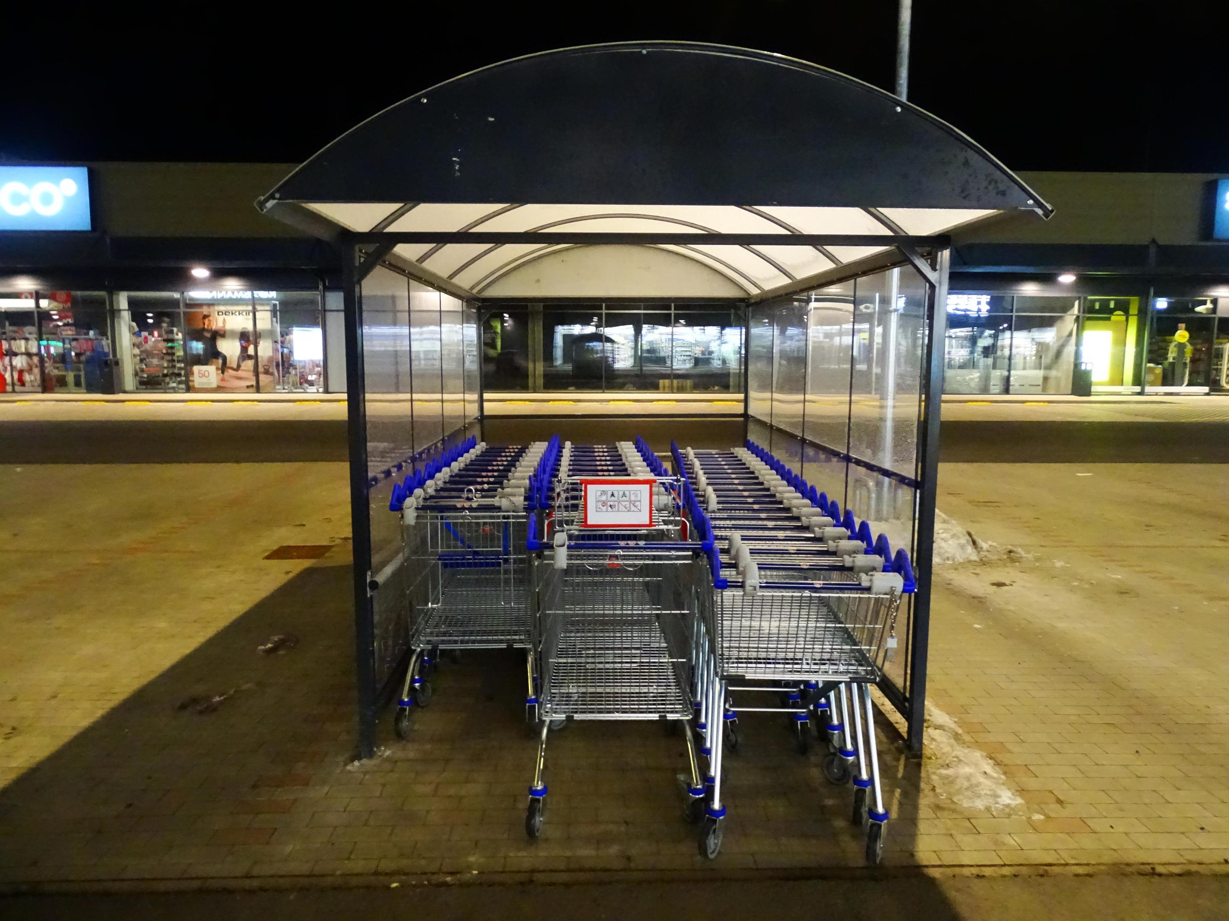 Tesco Hypermarket foto 4