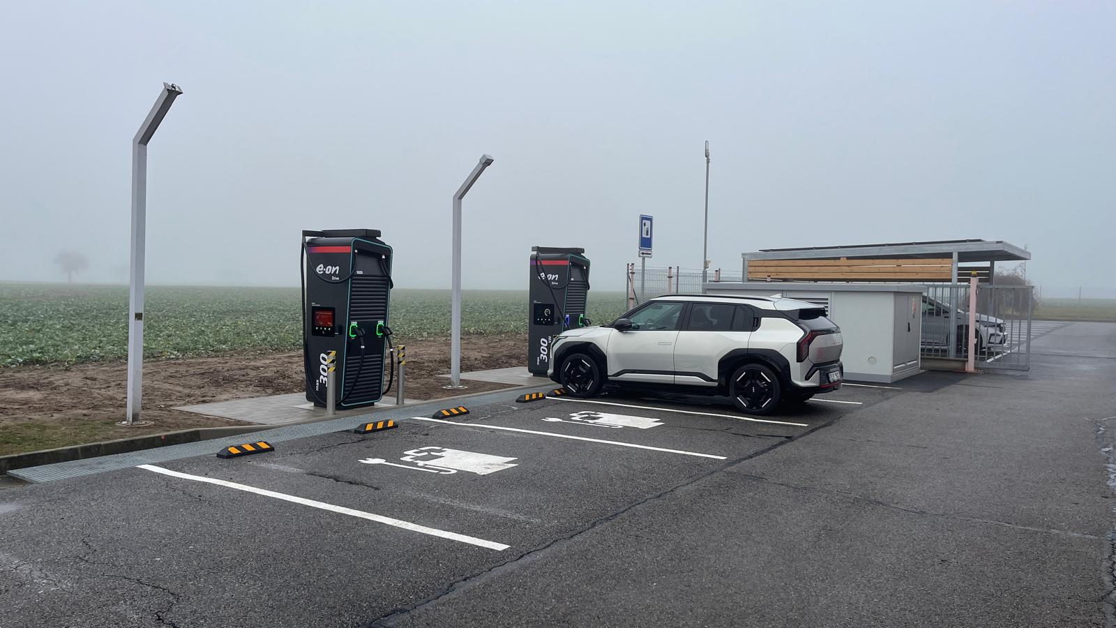 Dobíjecí stanice E.ON Drive