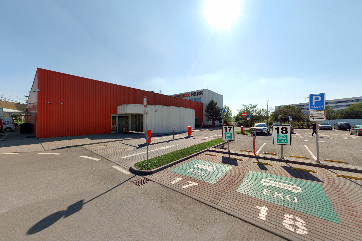 EVSELECT s.r.o. - Nabíjecí stanice foto 6