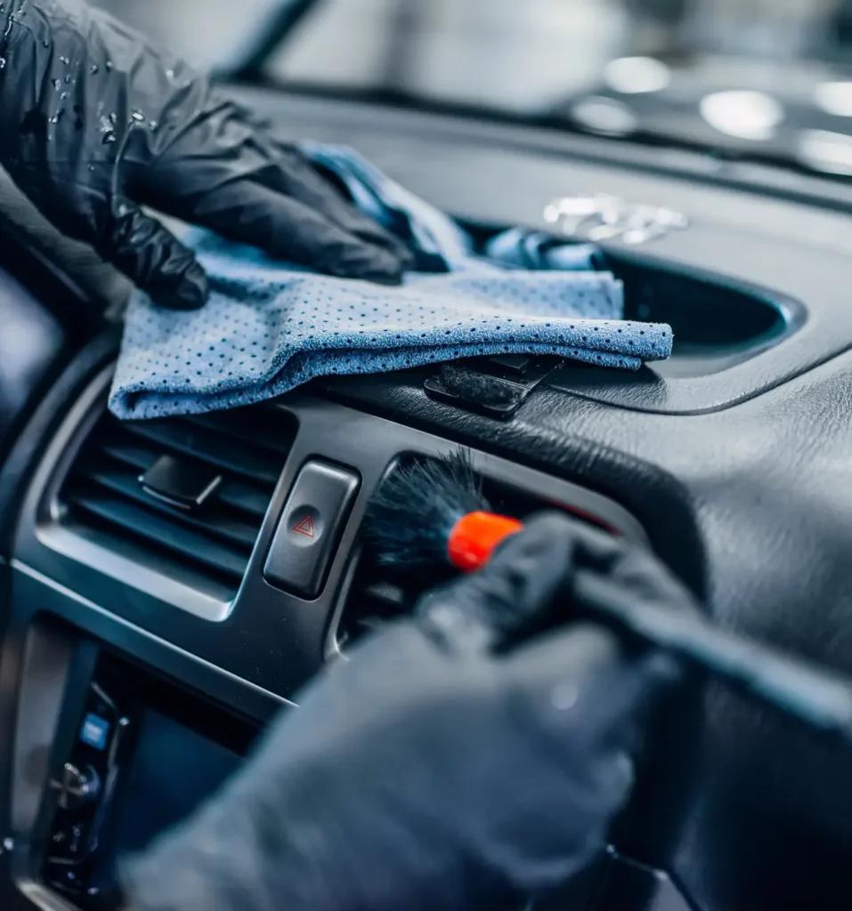 Balíček PLATINUM - kompletní čištění a detailing