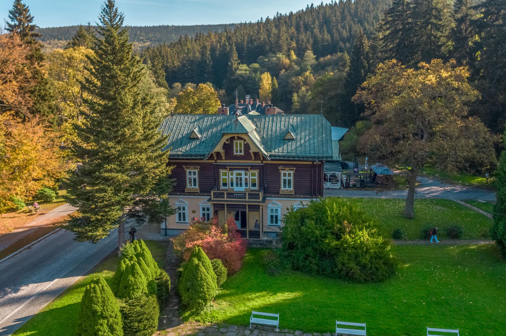 Dámská / pánská jízda pro dva ve vile Eugen