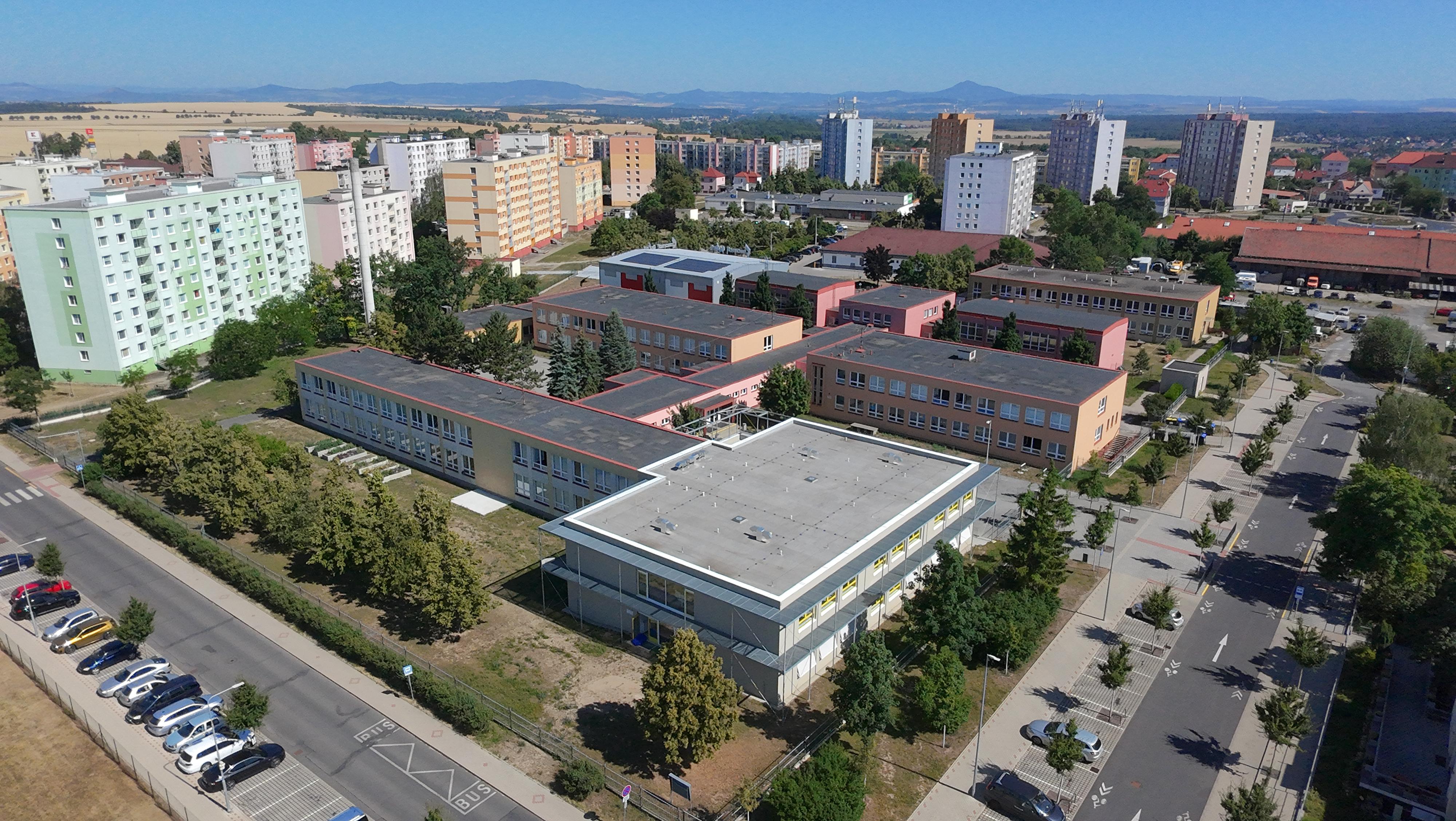 Základní škola a mateřská škola Roudnice nad Labem, Školní 1803