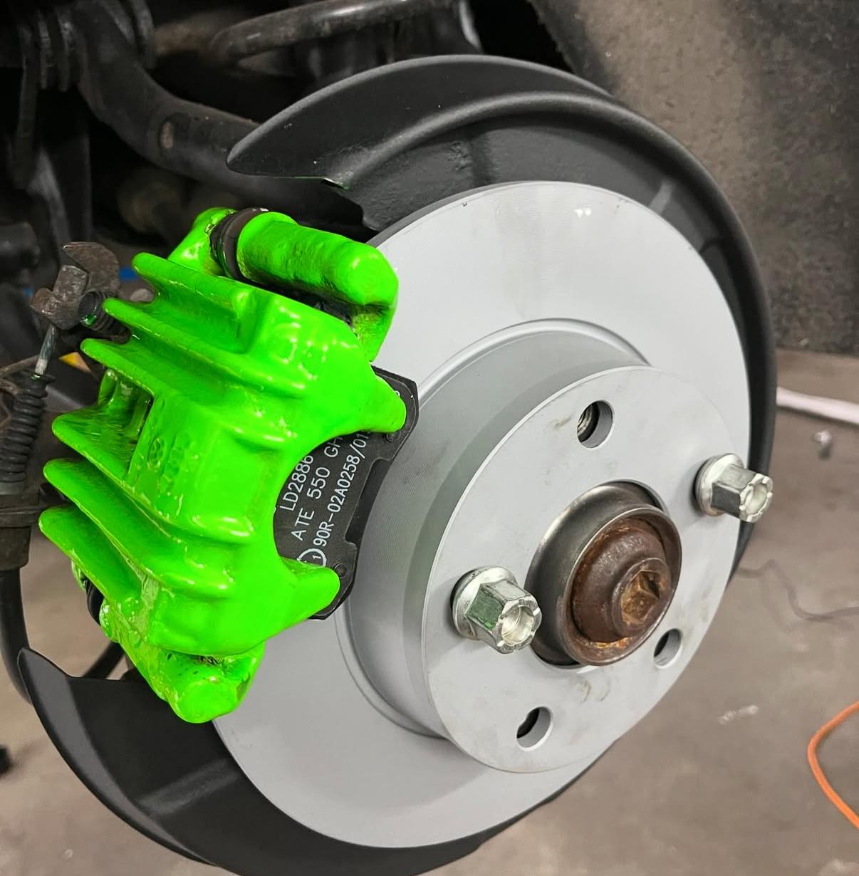 MoulrsGarage - Detailing | Autoservis a Pneuservis foto 4