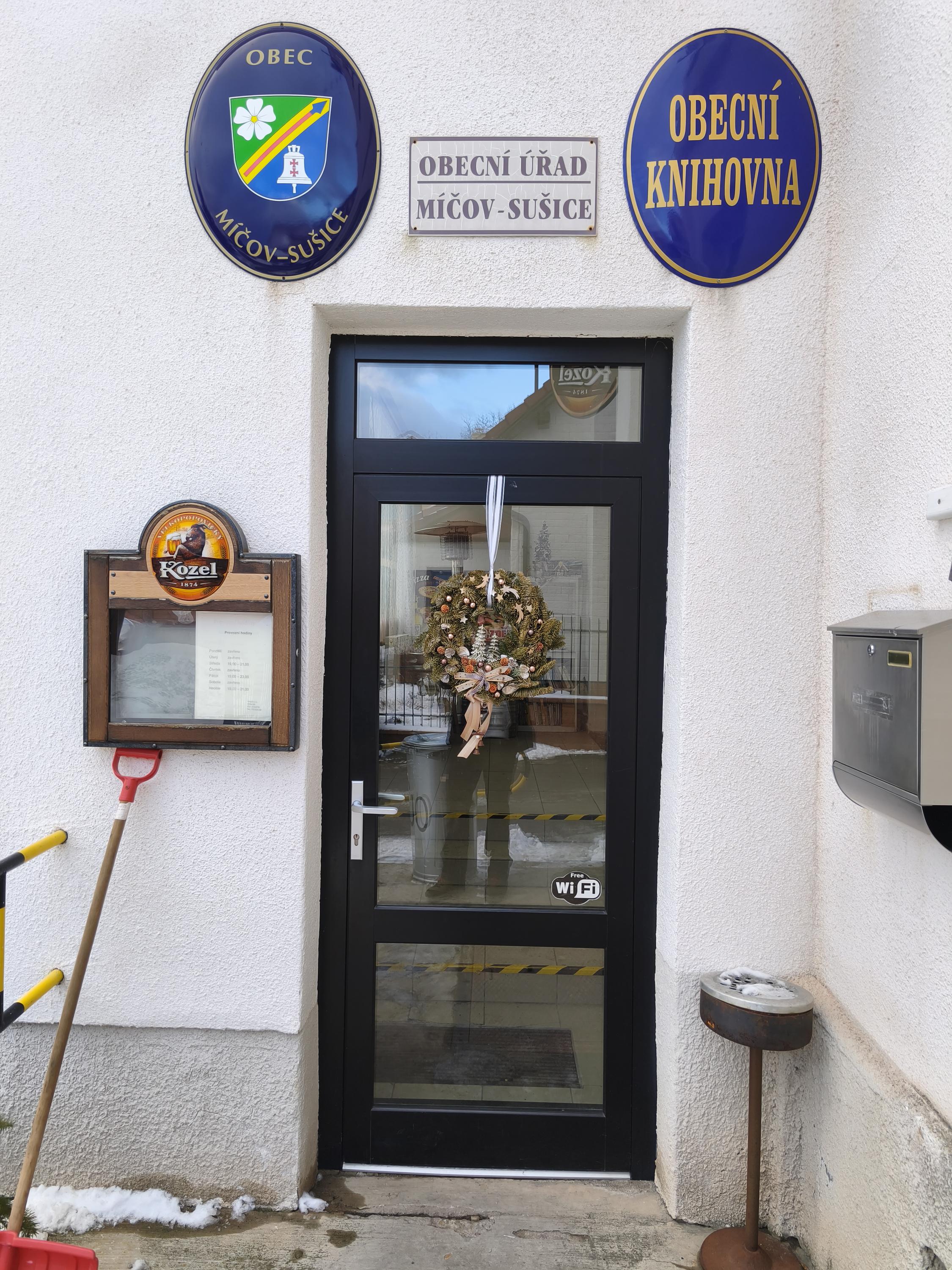Míčov-Sušice - obecní úřad foto 3