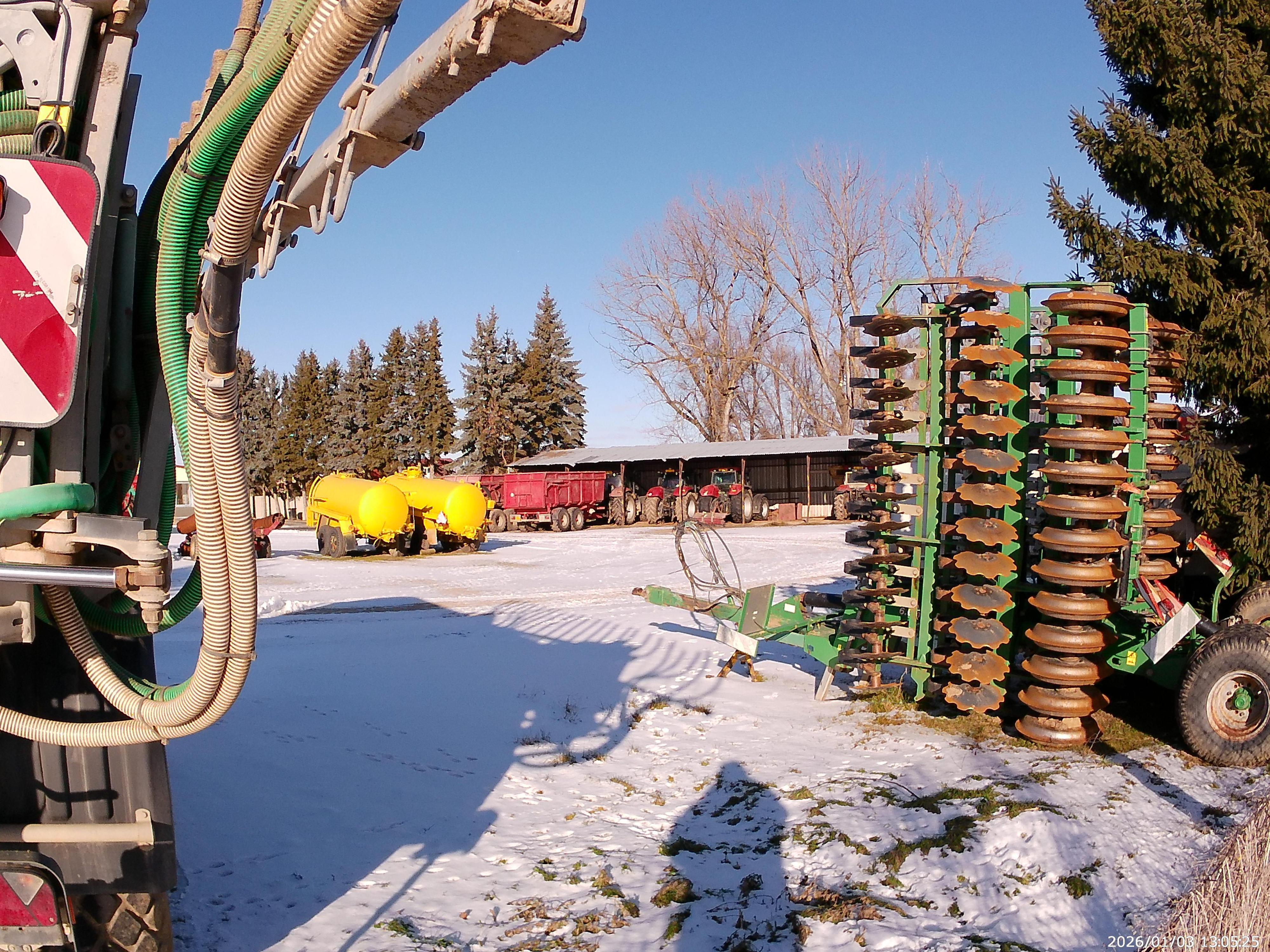 Zemědělské družstvo Třebelovice - družstvo foto 5