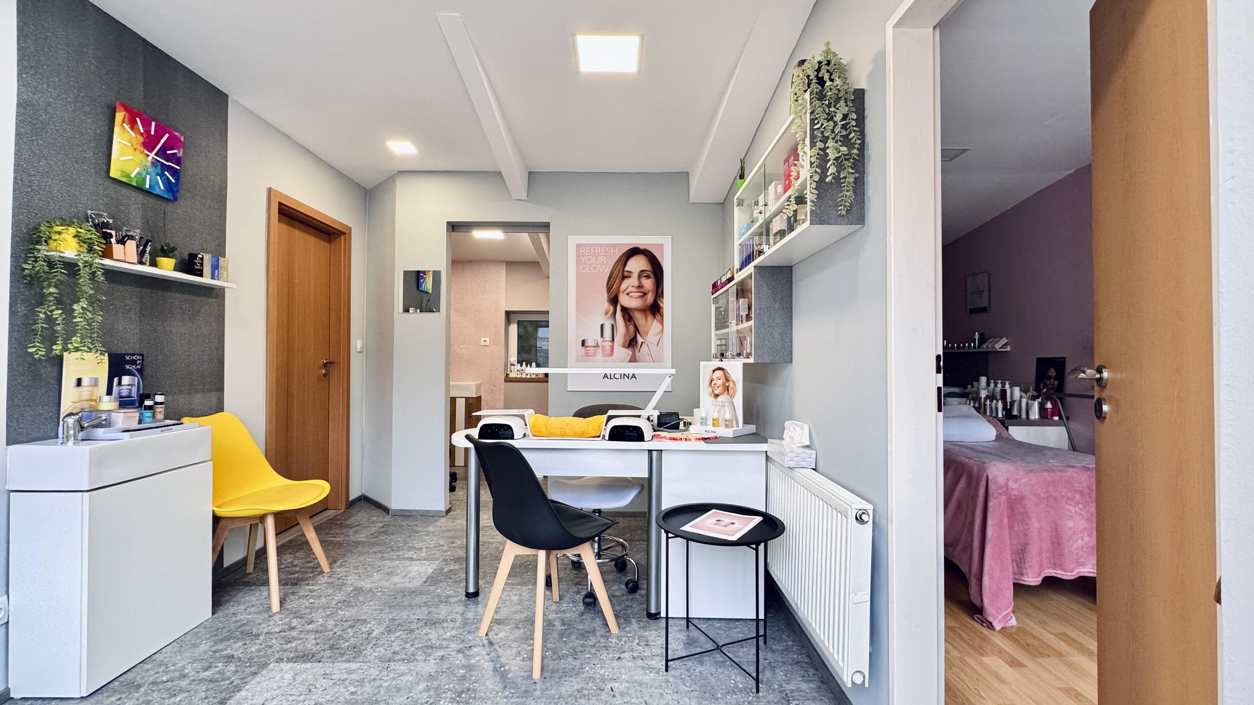 Kosmetické a nehtové studio BeautyRefresh foto 2