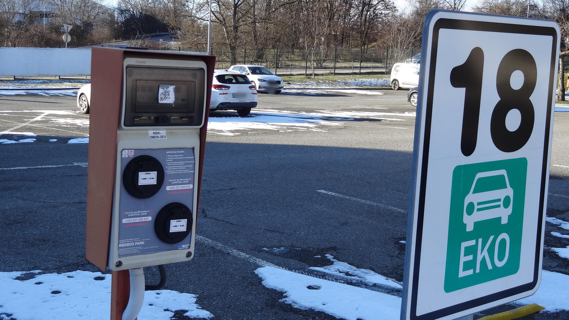 EVSELECT s.r.o. - Nabíjecí stanice foto 5
