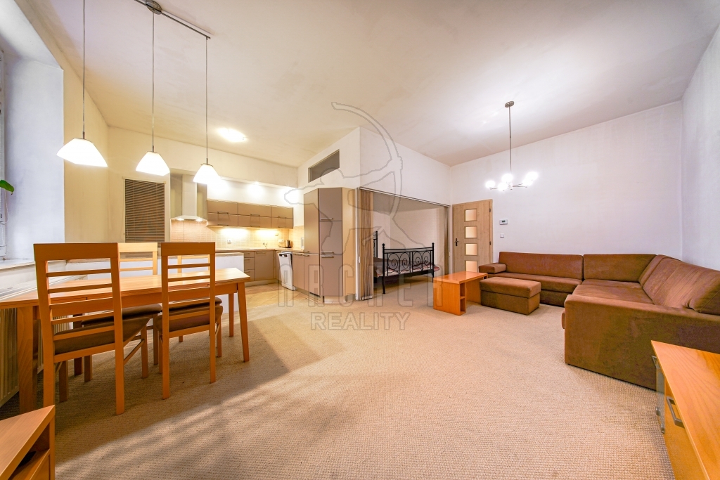 Prodej bytu 3+kk 89 m² Masarykova, Čelákovice