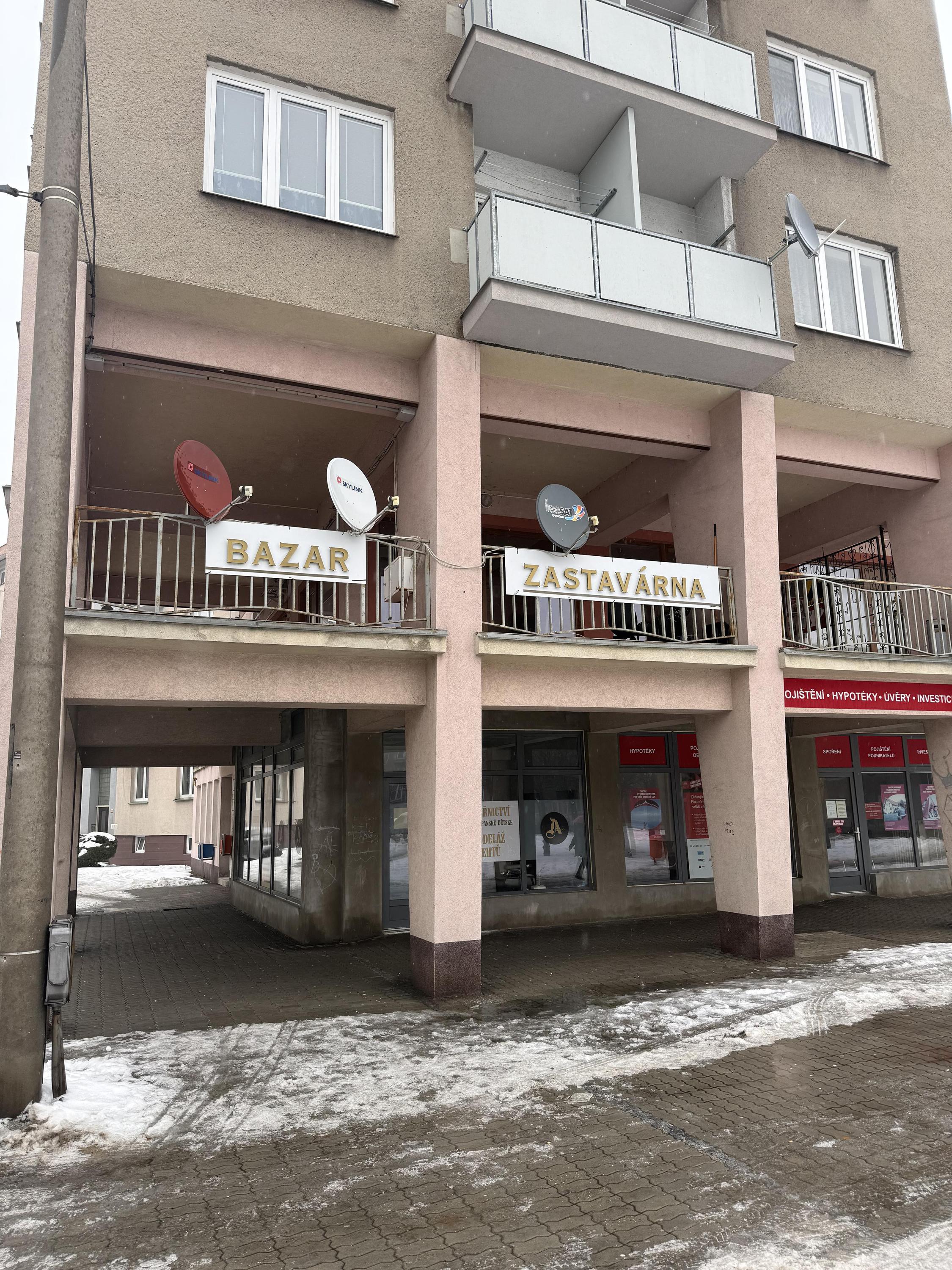 Zástavárna J+P Jirkov foto 1