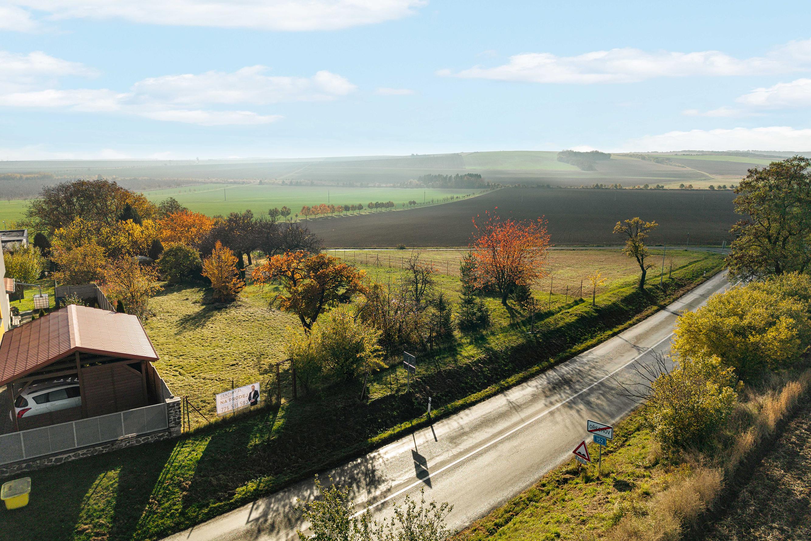 Prodej stavebního pozemku 640 m² Ořechov