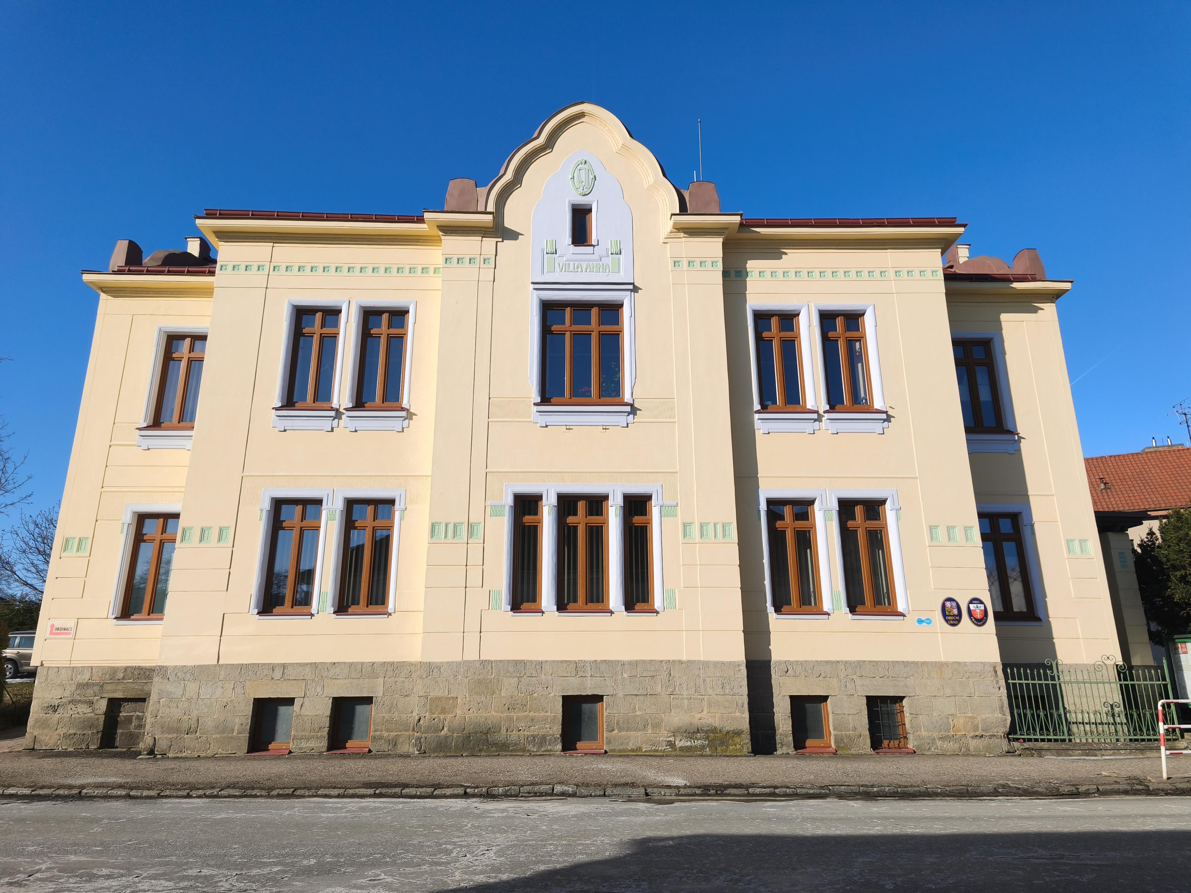 Prachovice - obecní úřad foto 5