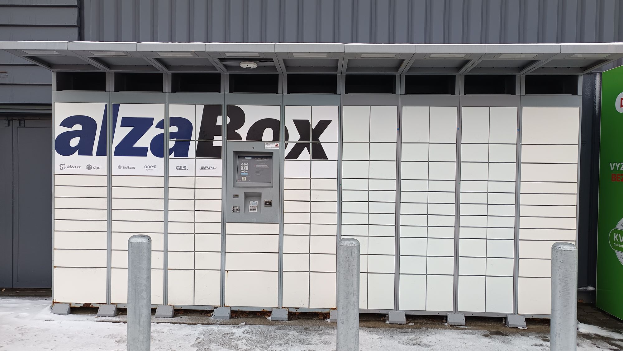 AlzaBox