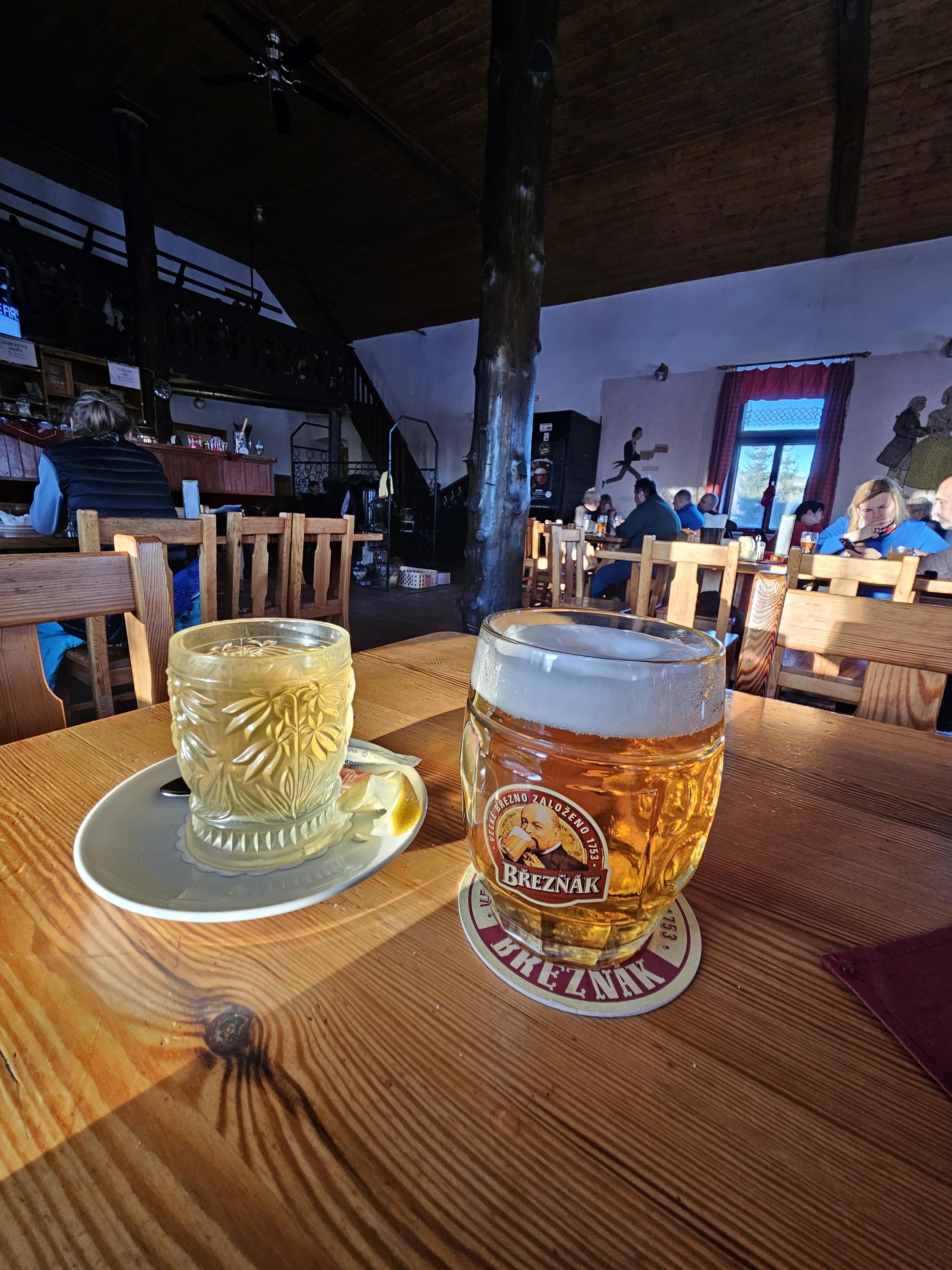 Hospoda ve Vrších foto 4