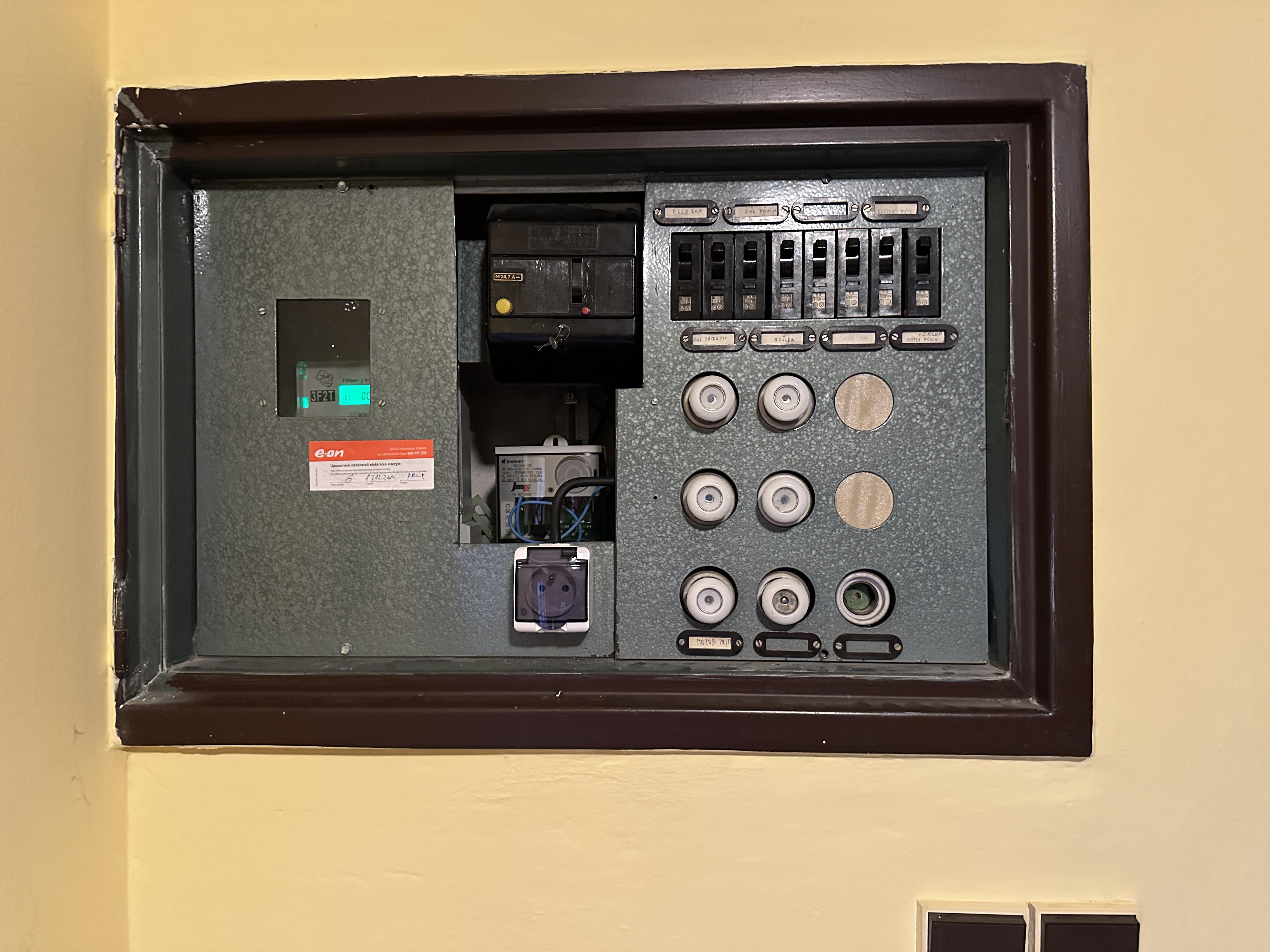 Elektroinstalace Štěpán Hýl foto 2