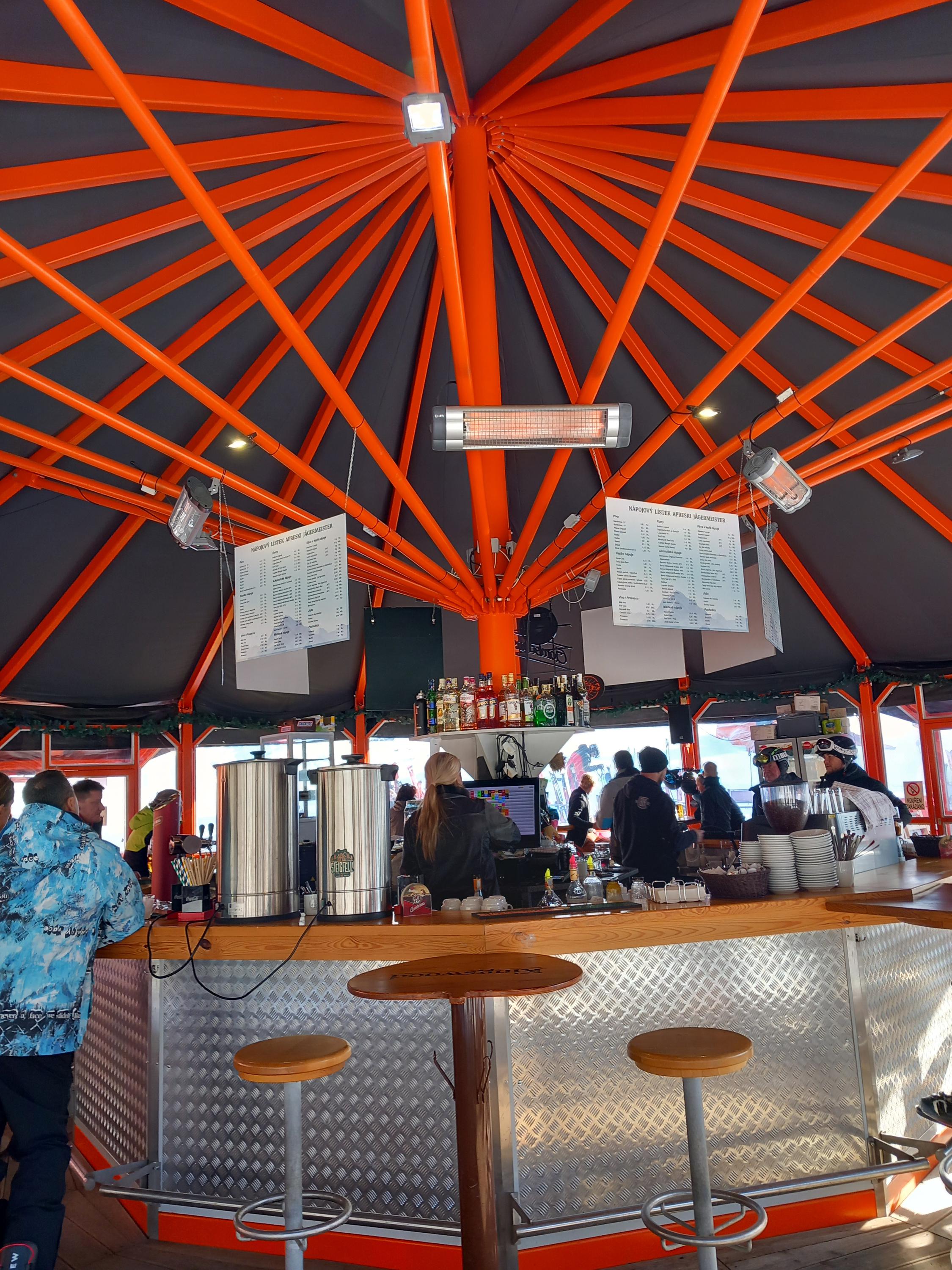 BAR - ApresSki Jägermeister foto 1
