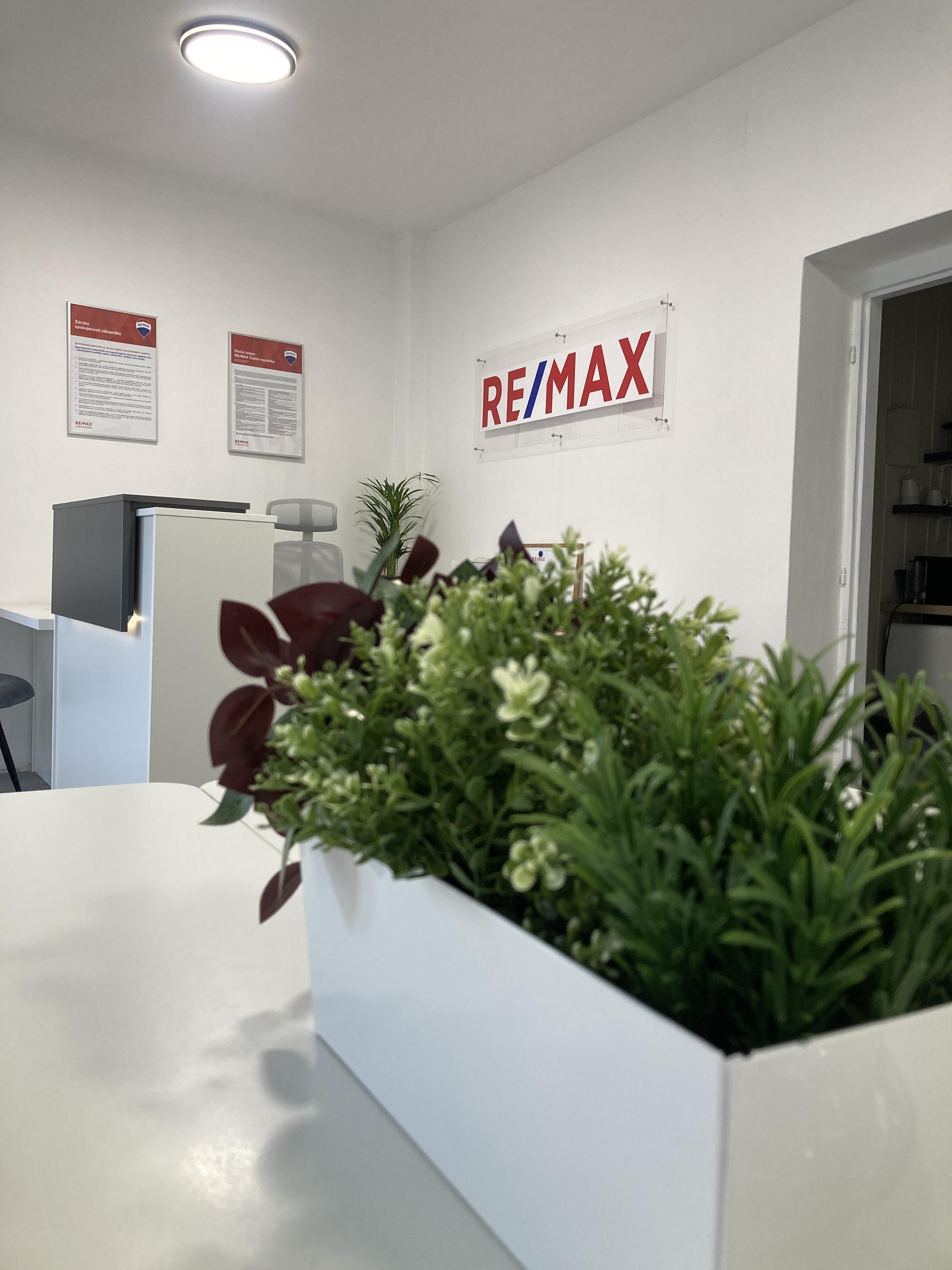 RE/MAX Neo foto 4