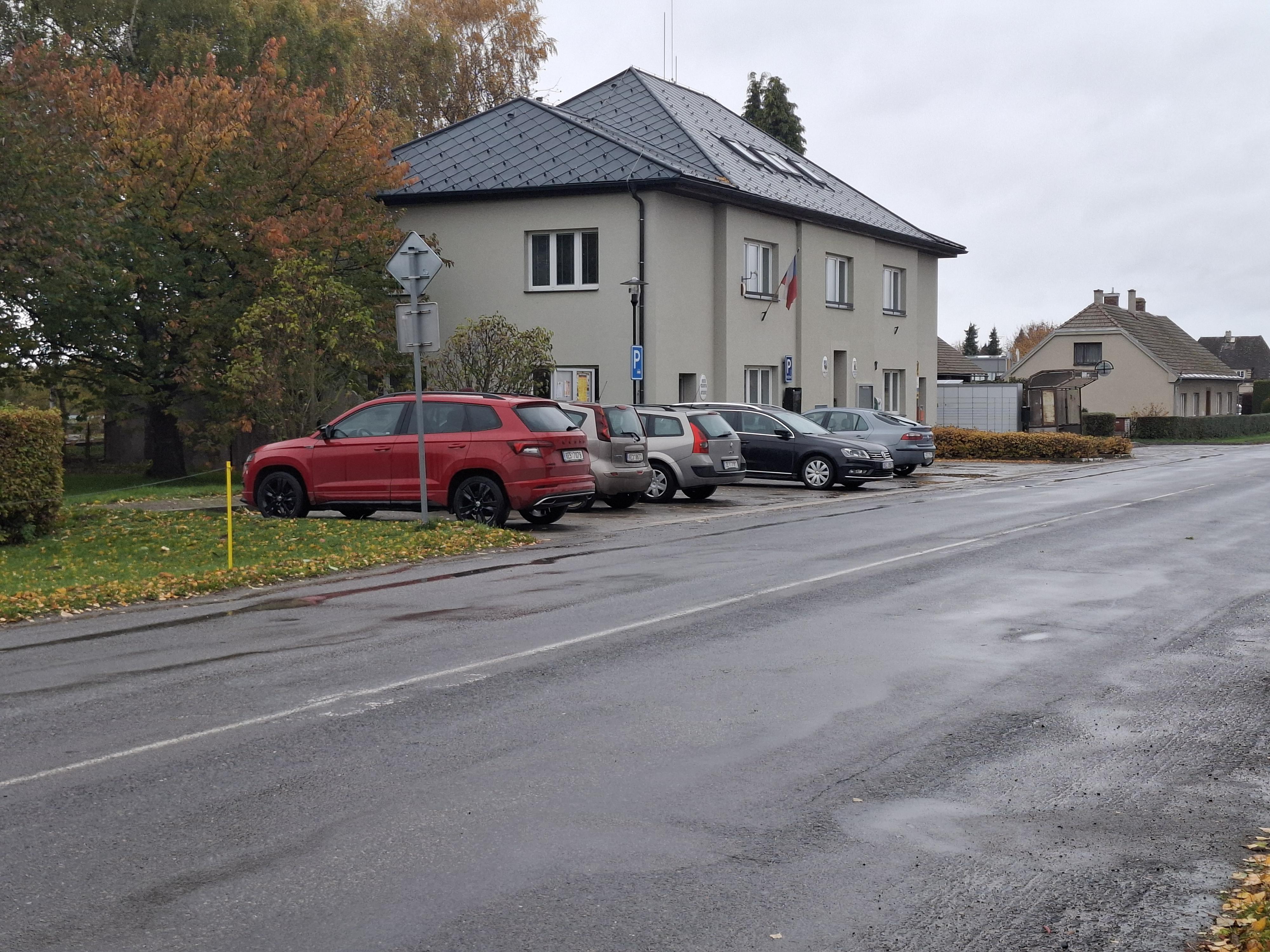 Janov - obecní úřad foto 2