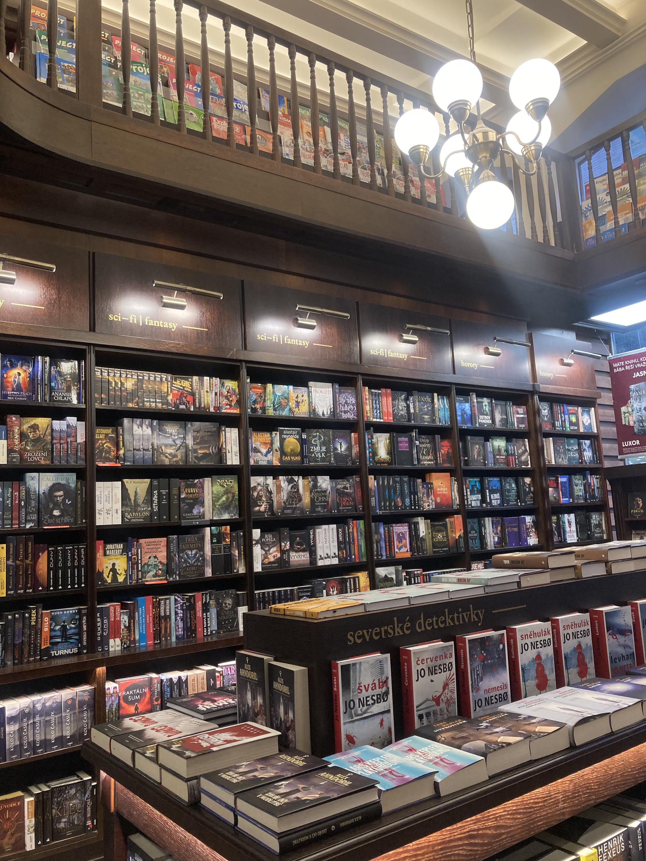 BARVIČ a NOVOTNÝ KNIHKUPECTVÍ foto 6