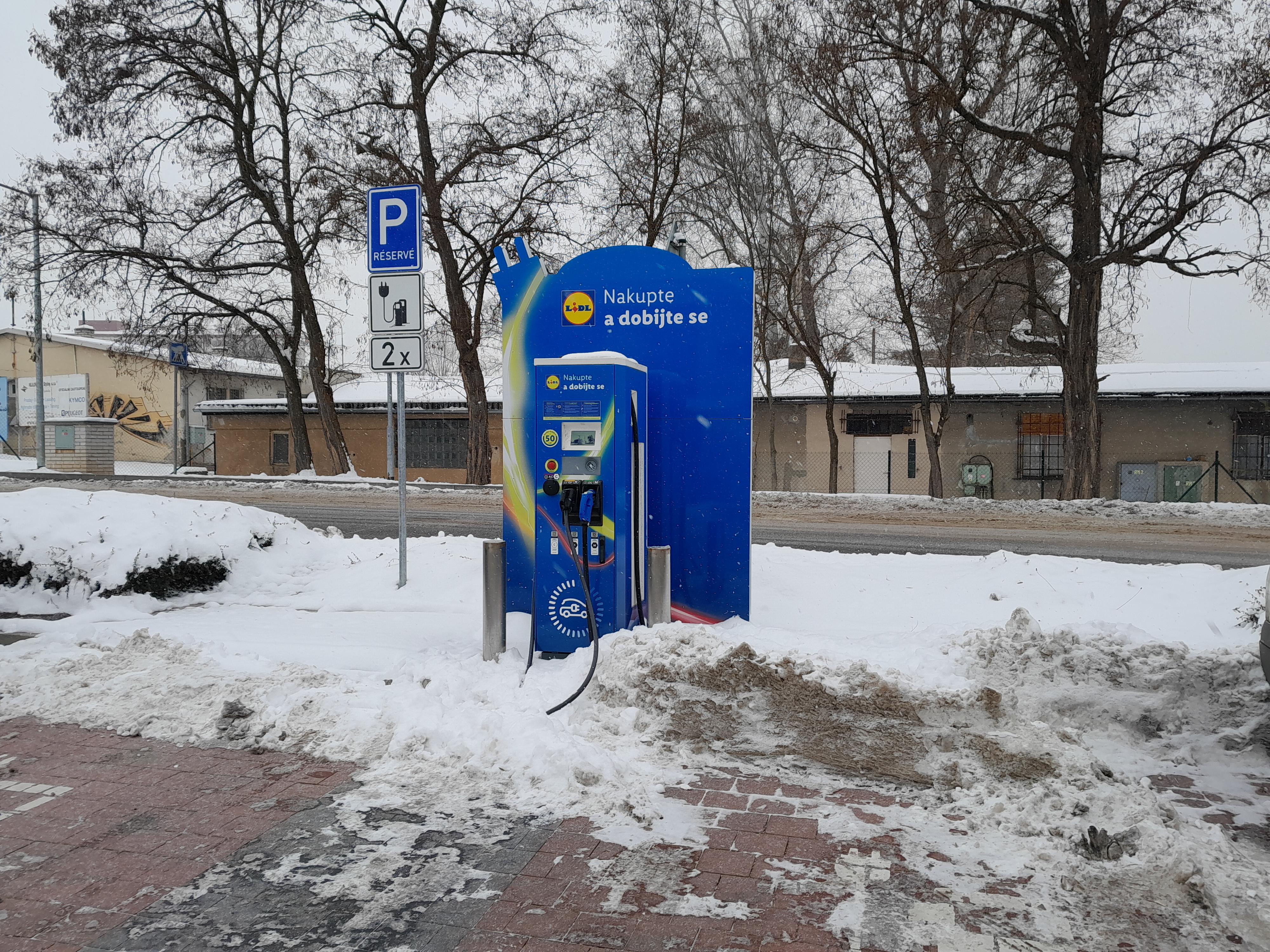 Nabíjecí stanice Lidl foto 2