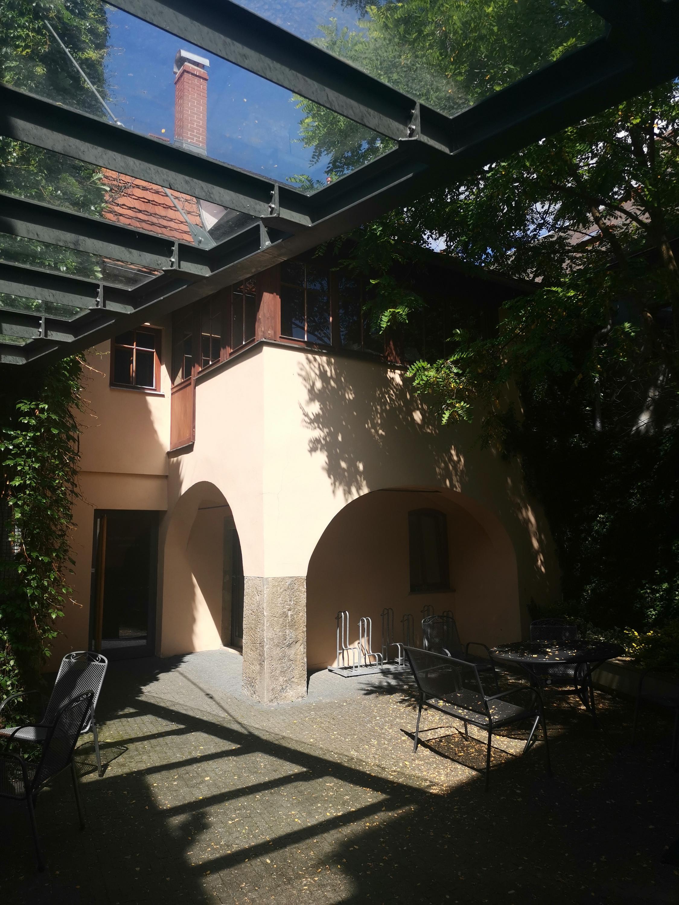 Městská knihovna Hrádek nad Nisou foto 5