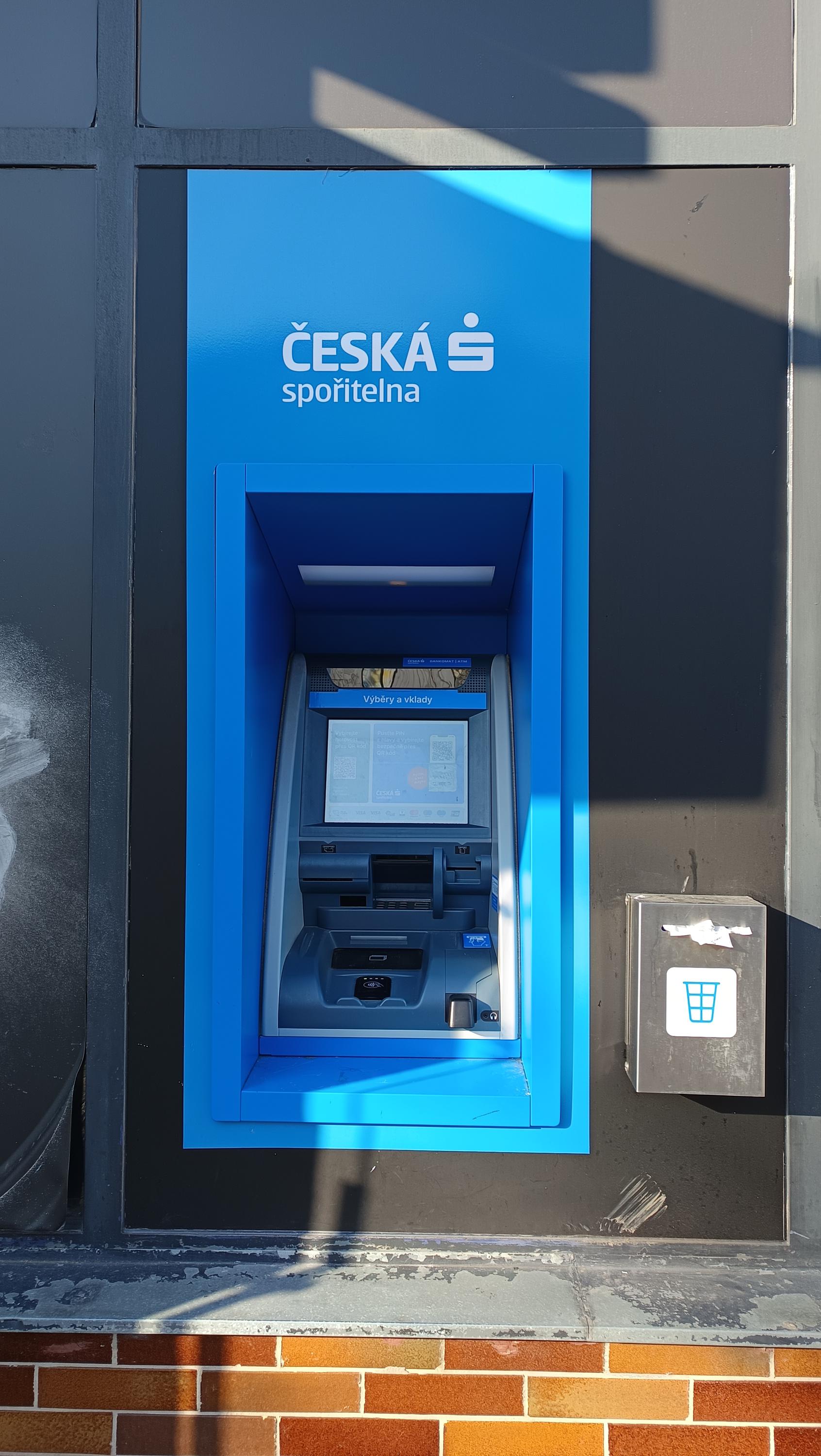 Bankomat České spořitelny foto 2