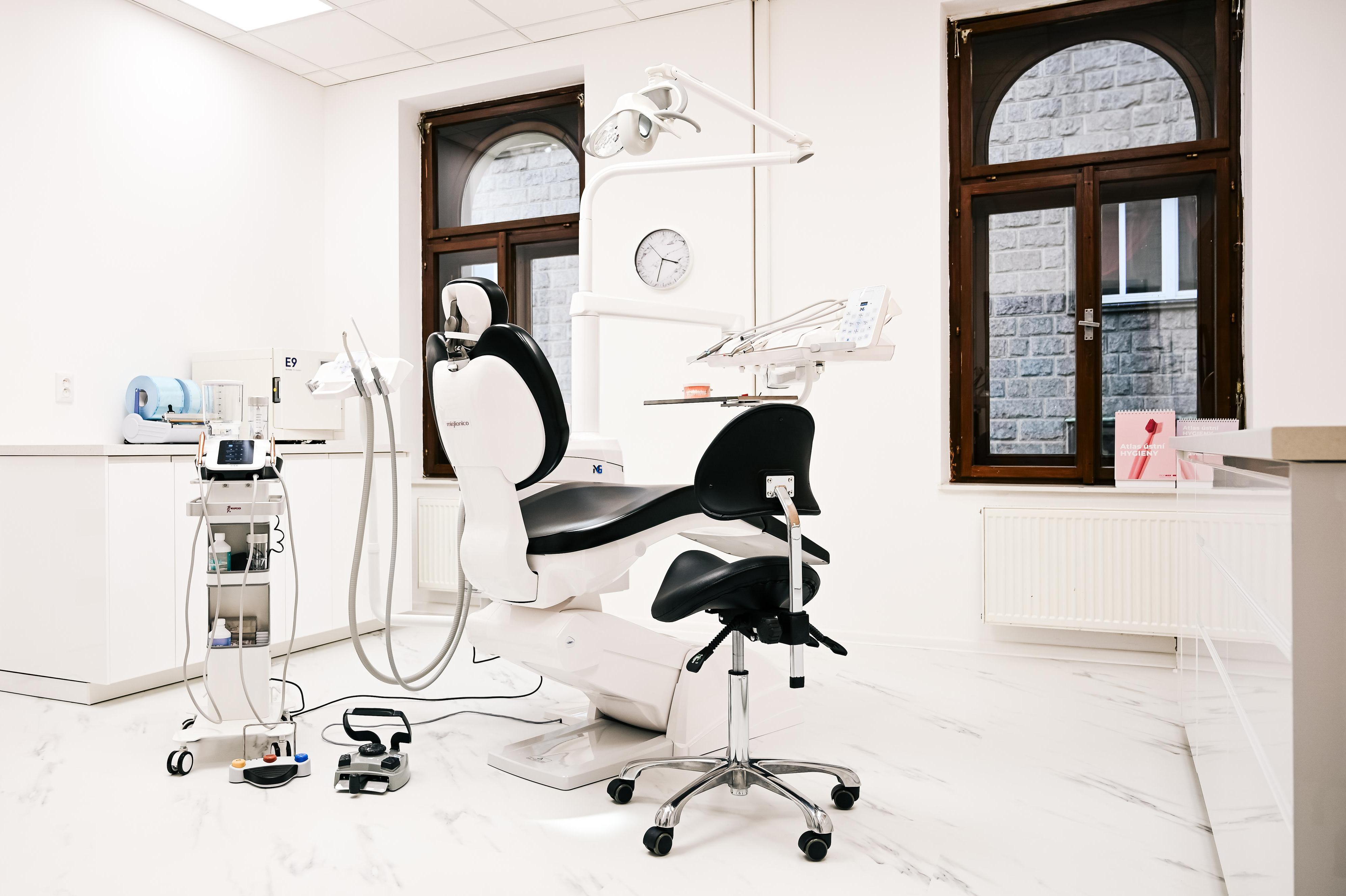 DENTÁLNÍ HYGIENA Markéta Bartošová, DiS.