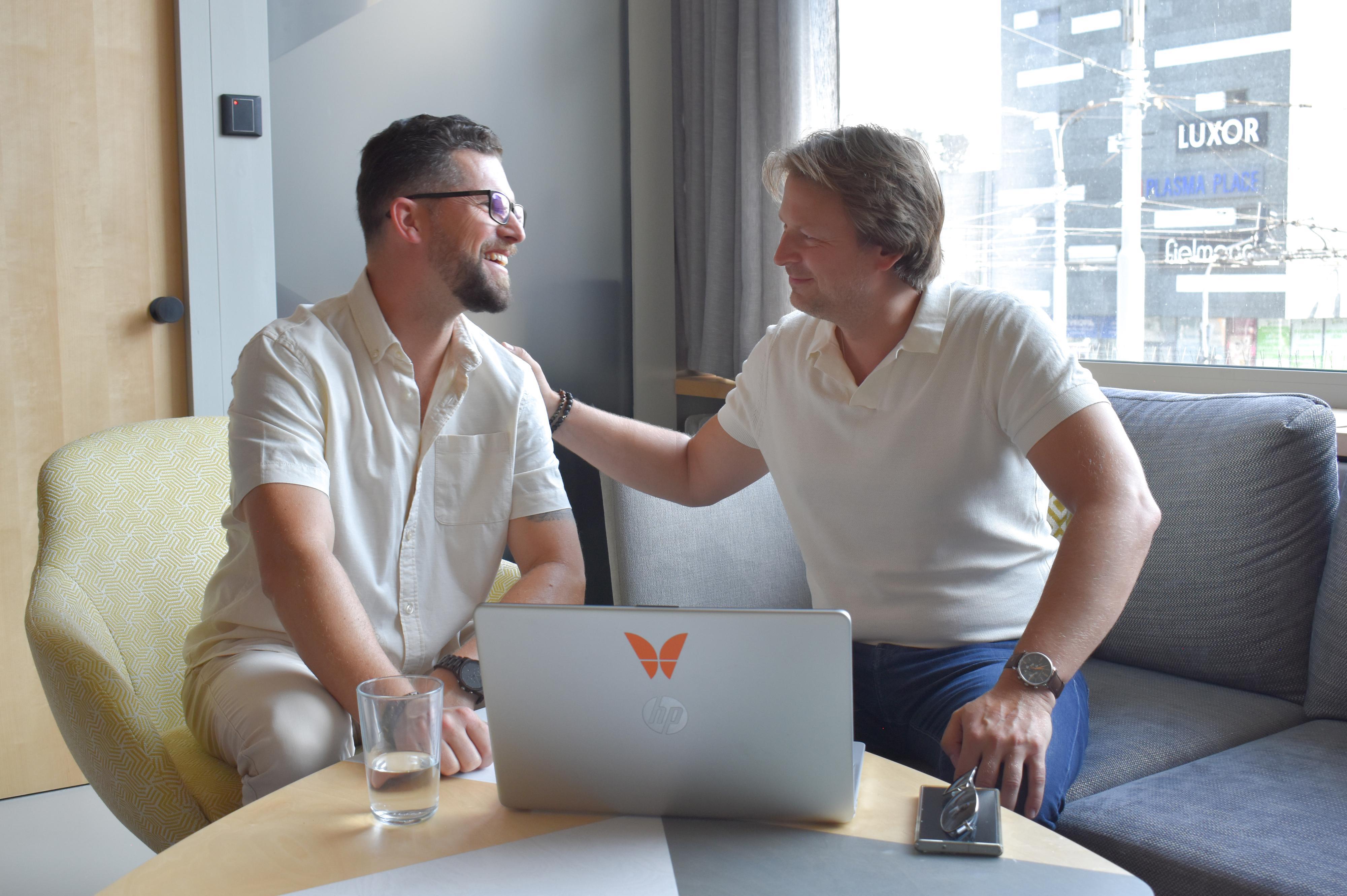 Astorie a.s. | S lehkostí světem financí