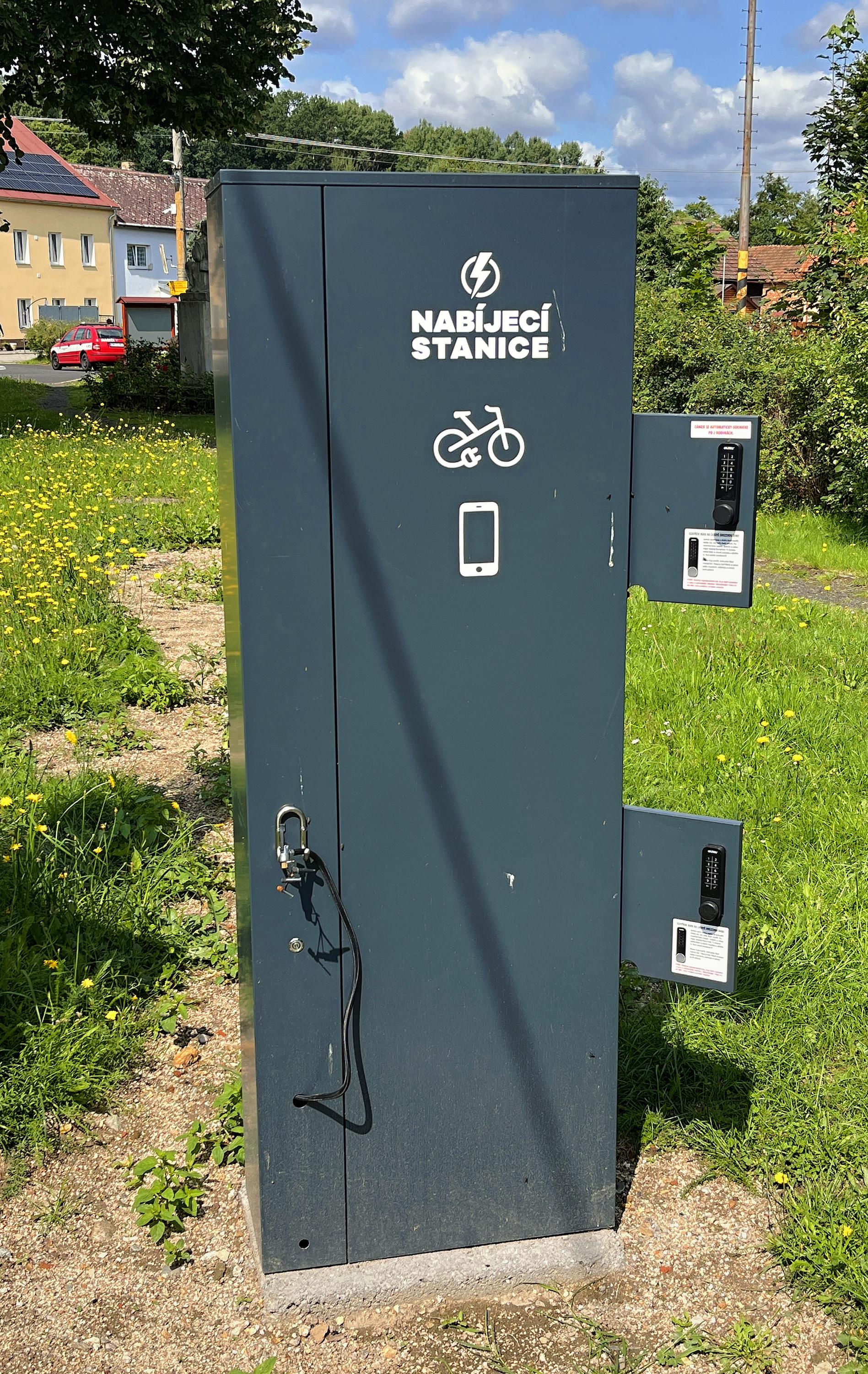 Nabíjecí stanice Obec Milíkov foto 4