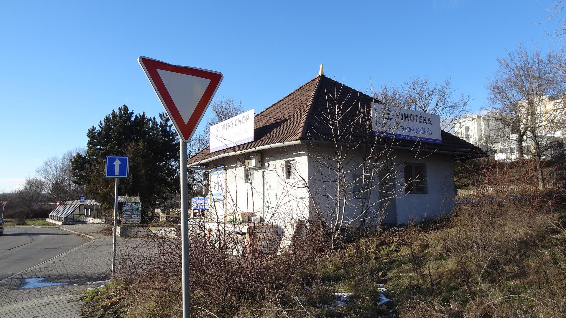 Povinná Zastávka foto 3