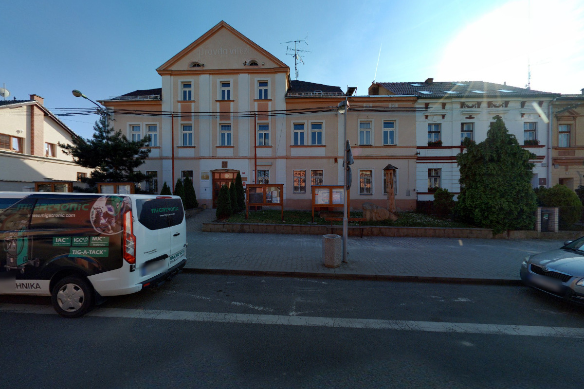 Bystřany - obecní úřad foto 4