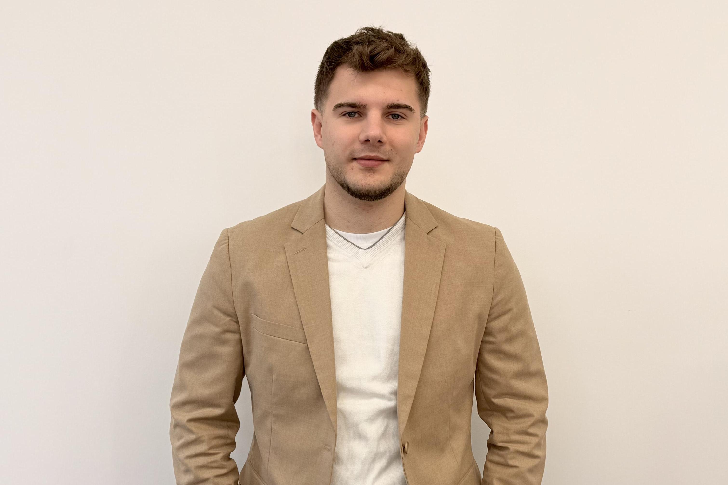 Adam Dlouhý - realitní makléř foto 1