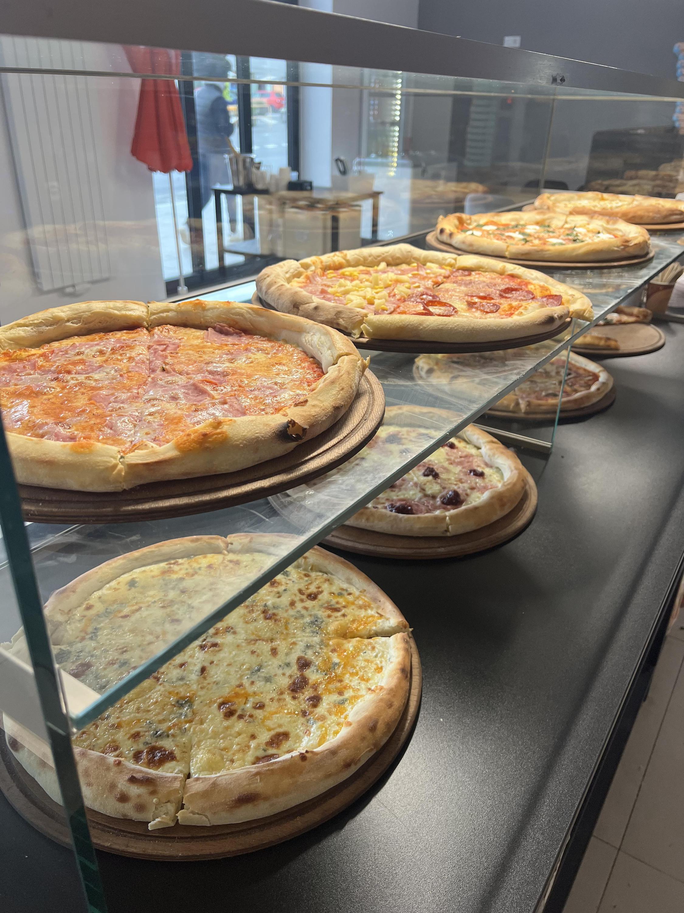 Rud’s Pizza foto 2