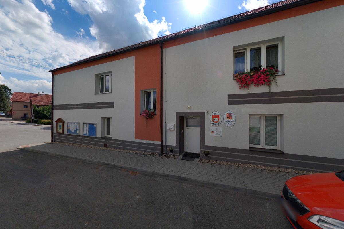 Červený Újezd - obecní úřad foto 3