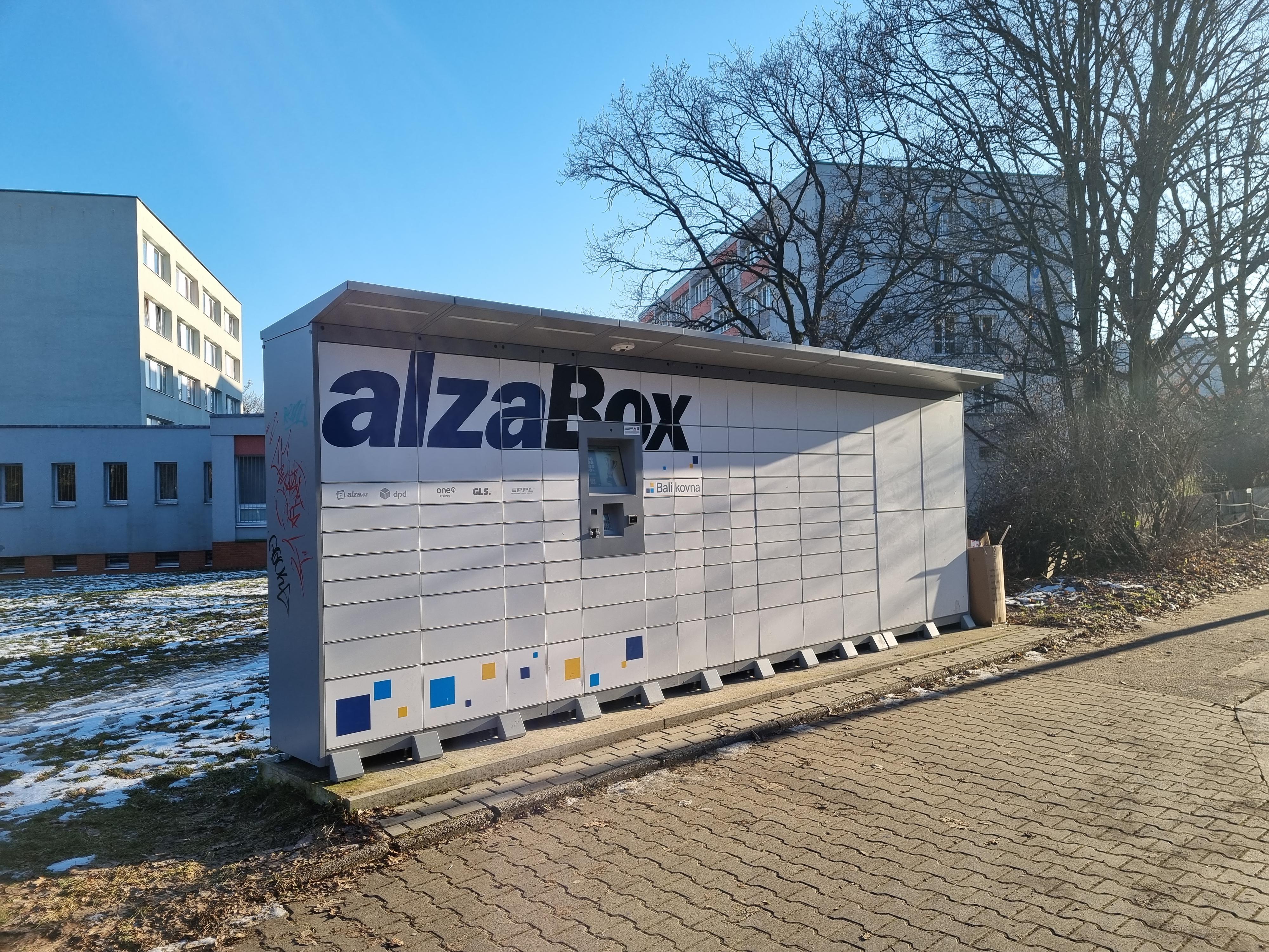 AlzaBox