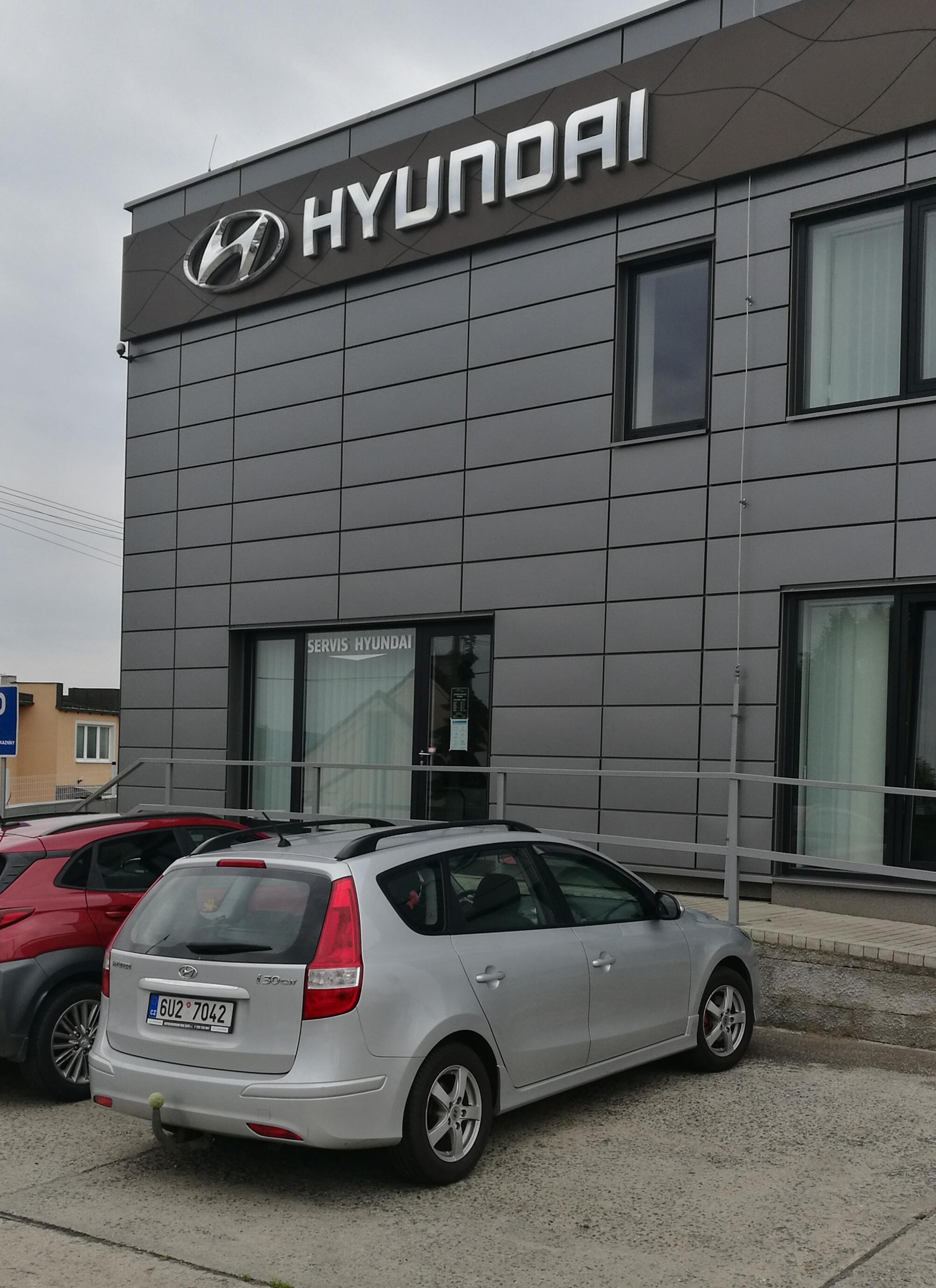 Autoprodej Šrámek s.r.o. - servis foto 5