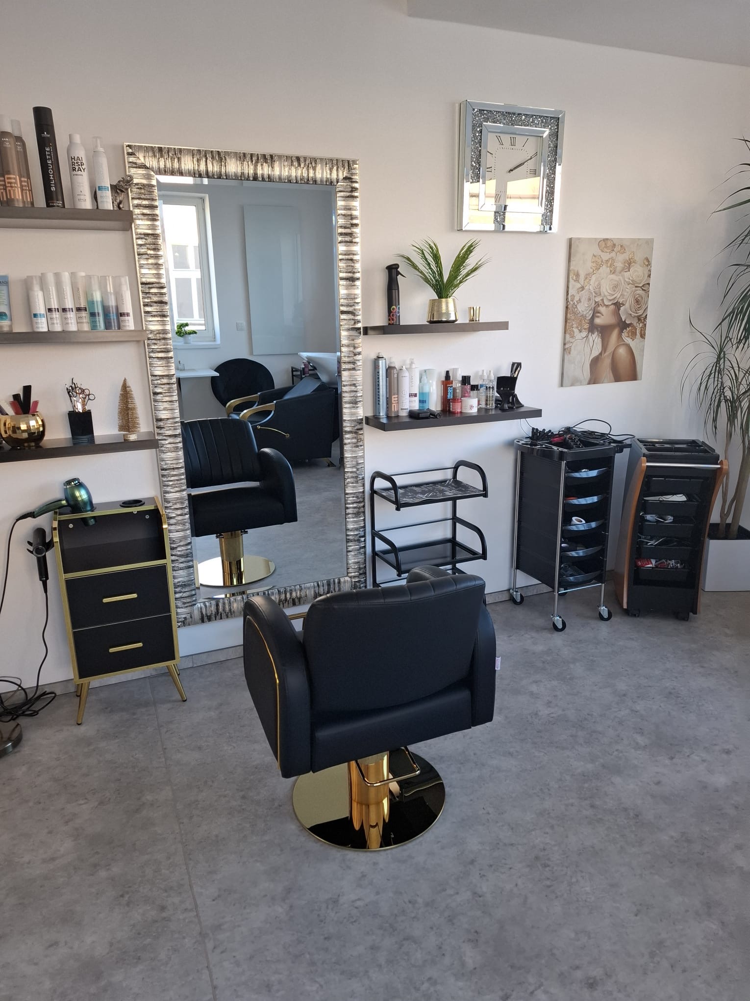 La Rose Hair & Beauty Studio foto 2